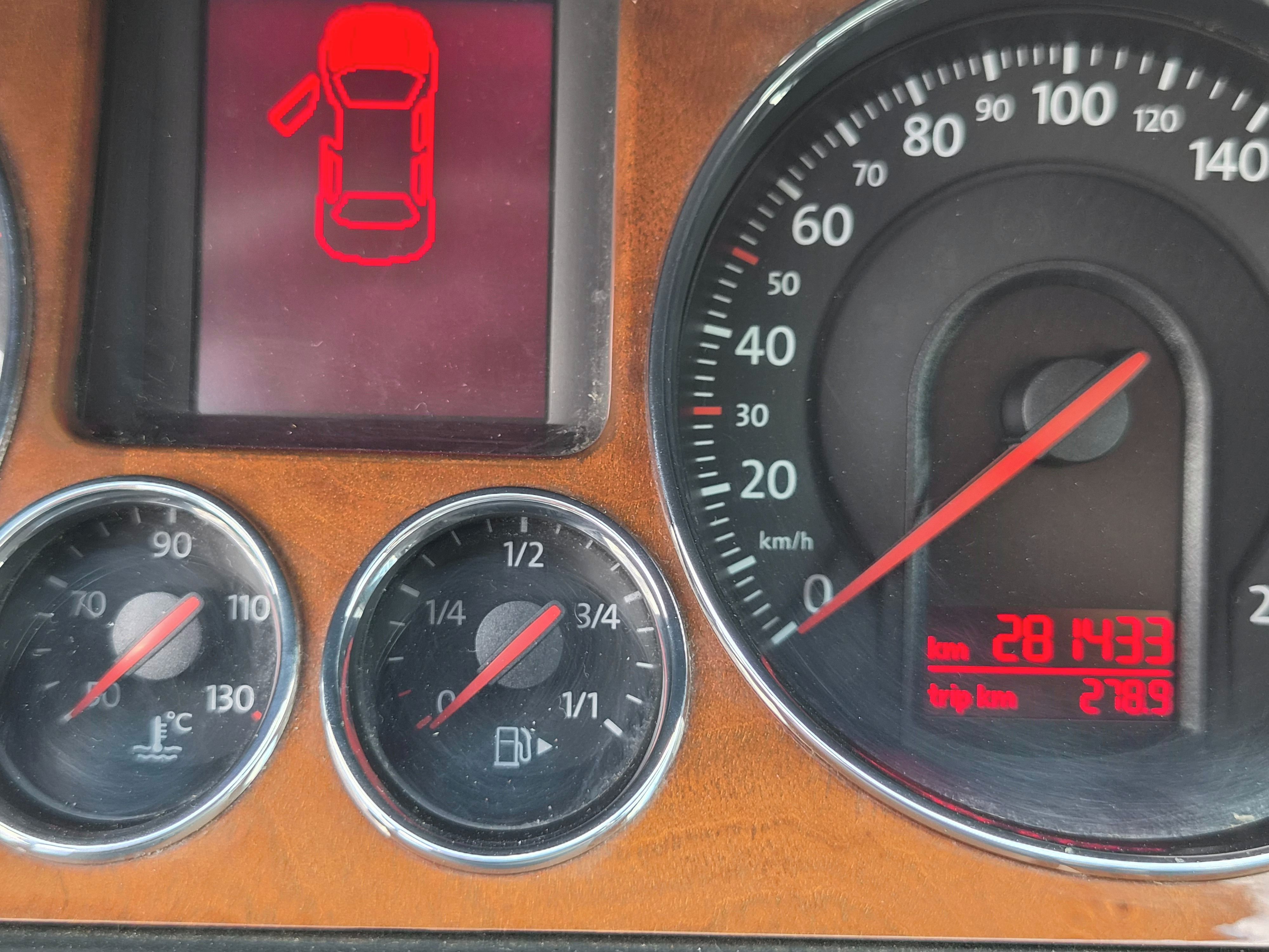 Volkswagen Passat, 2.0 TDI DSG HIGHLINE - fotka 3