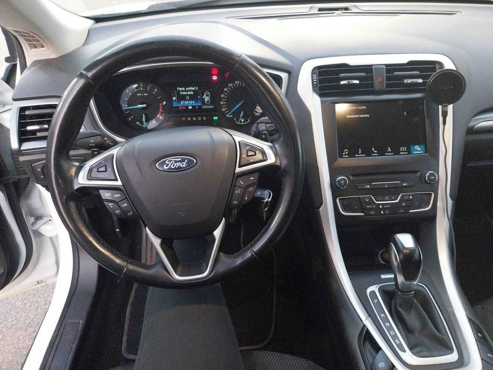 Ford Mondeo, 2.0 TDCI, Automat, Navi - fotka 3