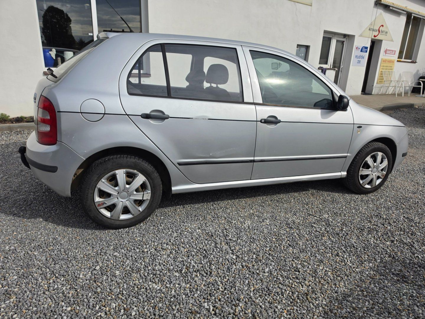 Škoda Fabia, 1.4 MPI Serviska - fotka 2