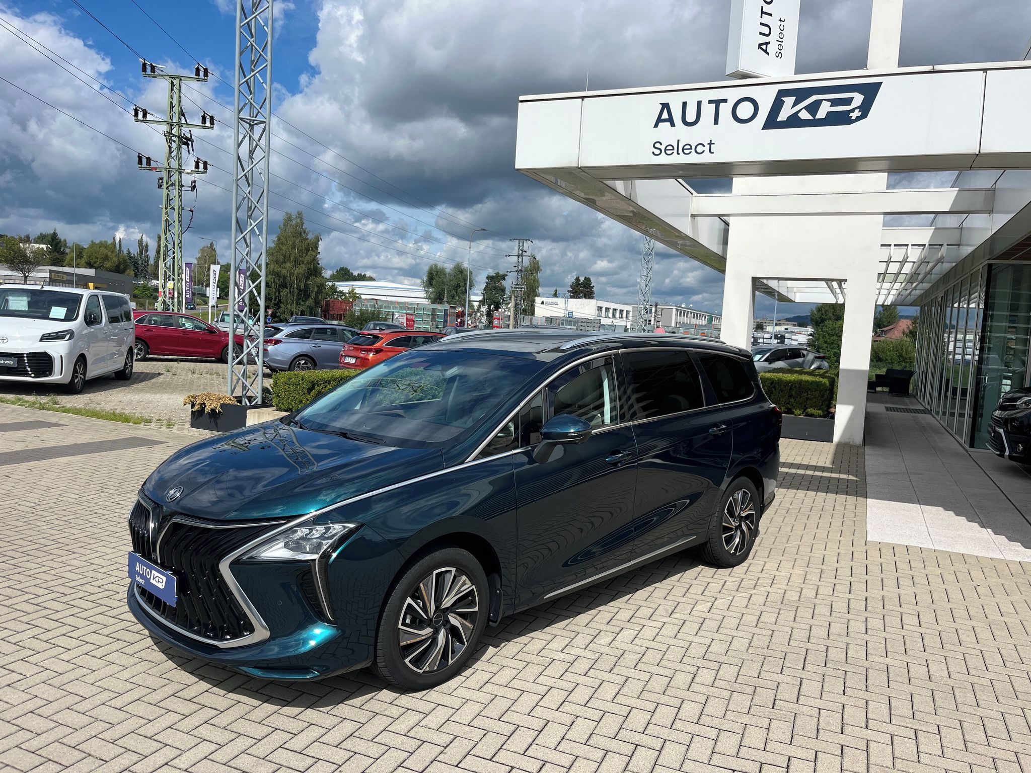 Dongfeng U-Tour, 1,5 Turbo 130kW Exclusive FR