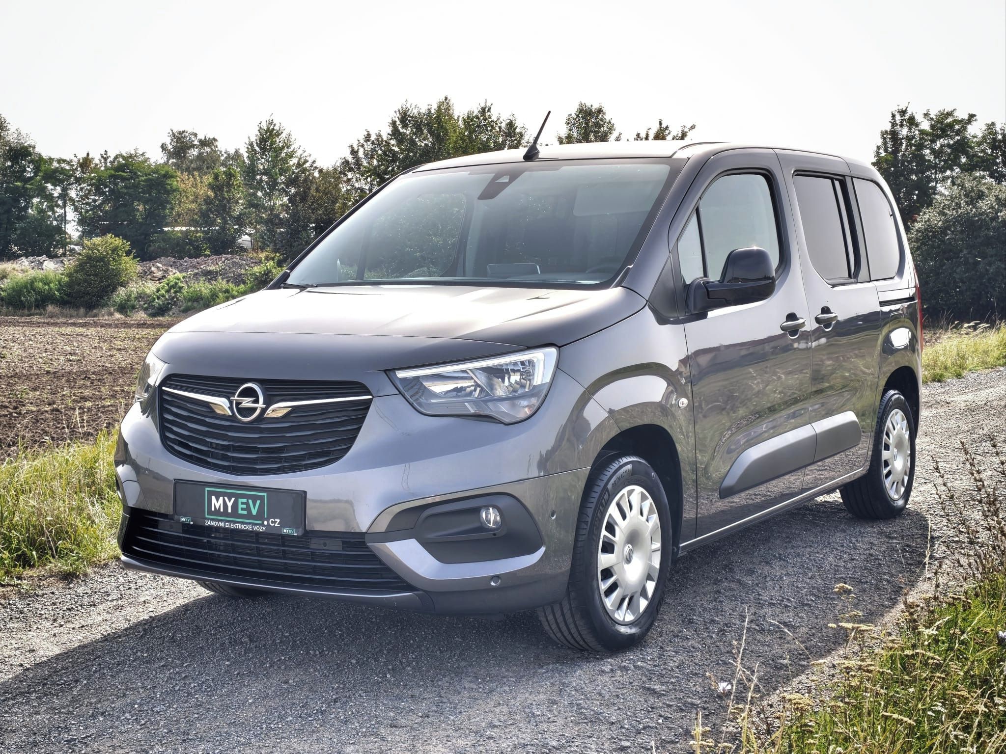 Opel Combo-e, 50kWh ELEGANCE TZ DPH, SOH 94% - fotka 3