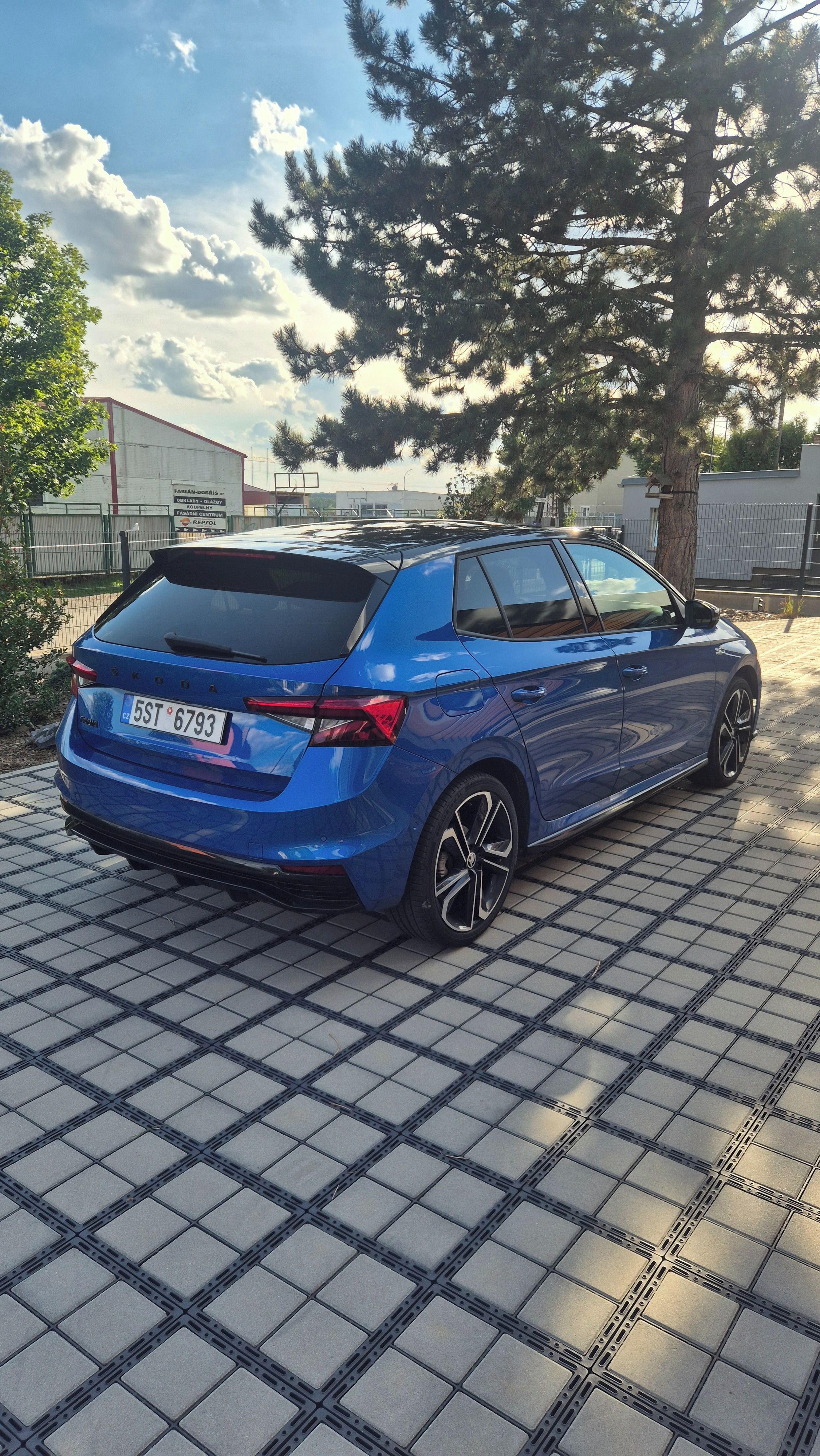 Škoda Fabia - fotka 6