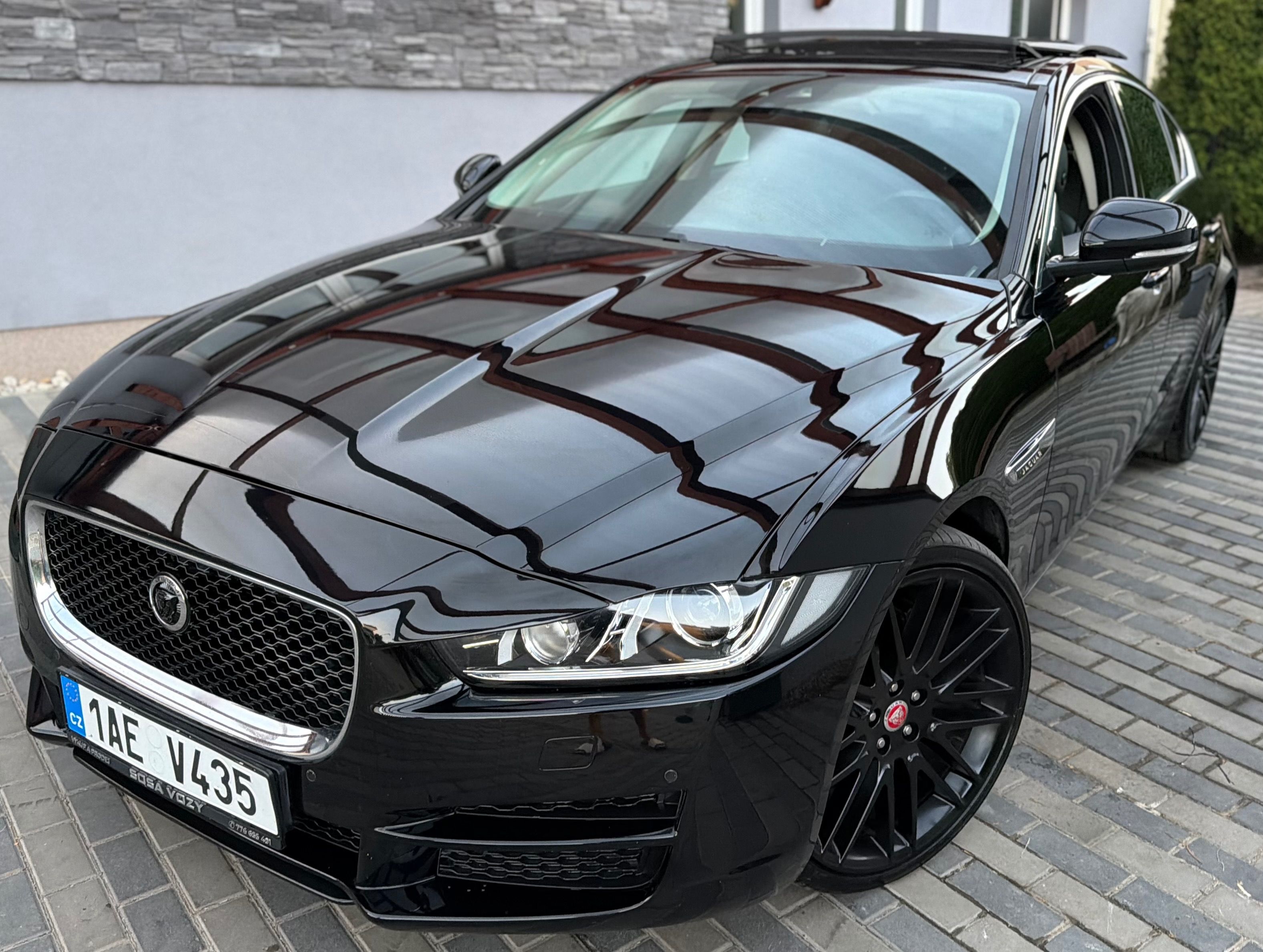 Jaguar XE