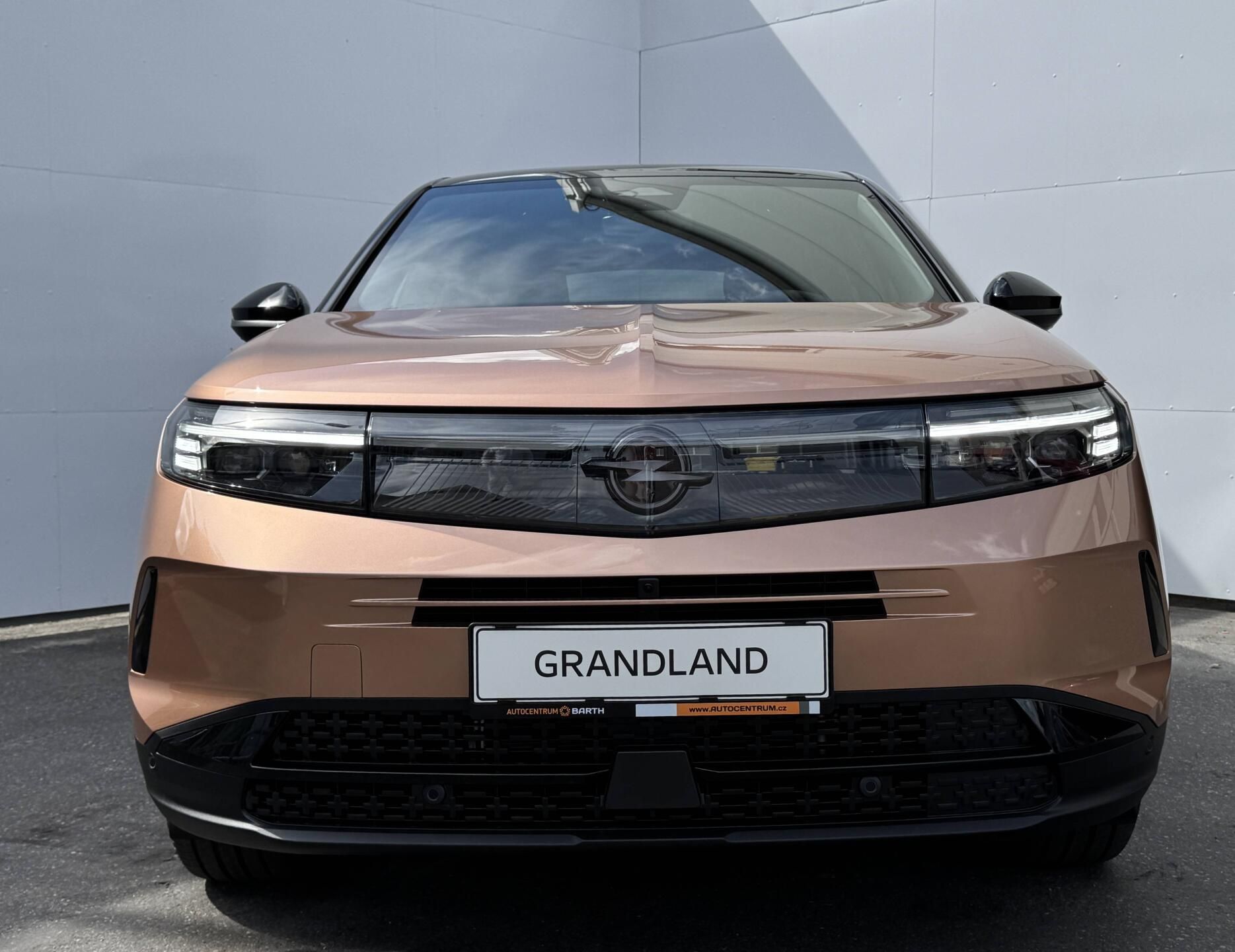Opel Grandland, Ultimate Hybrid TURBO eDCT6 1. - fotka 2
