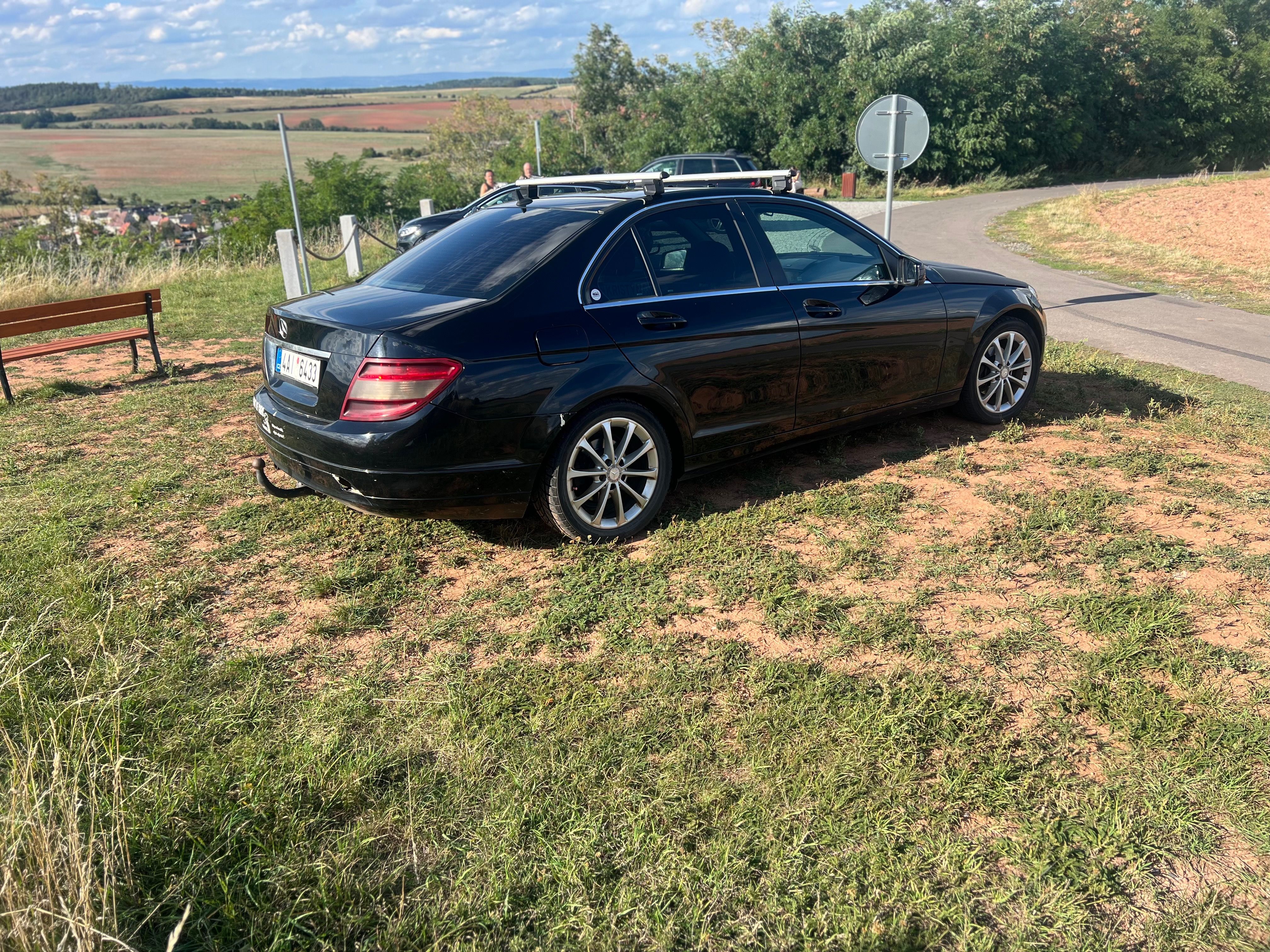 Mercedes-Benz Třídy C, 2.2cdi - fotka 4
