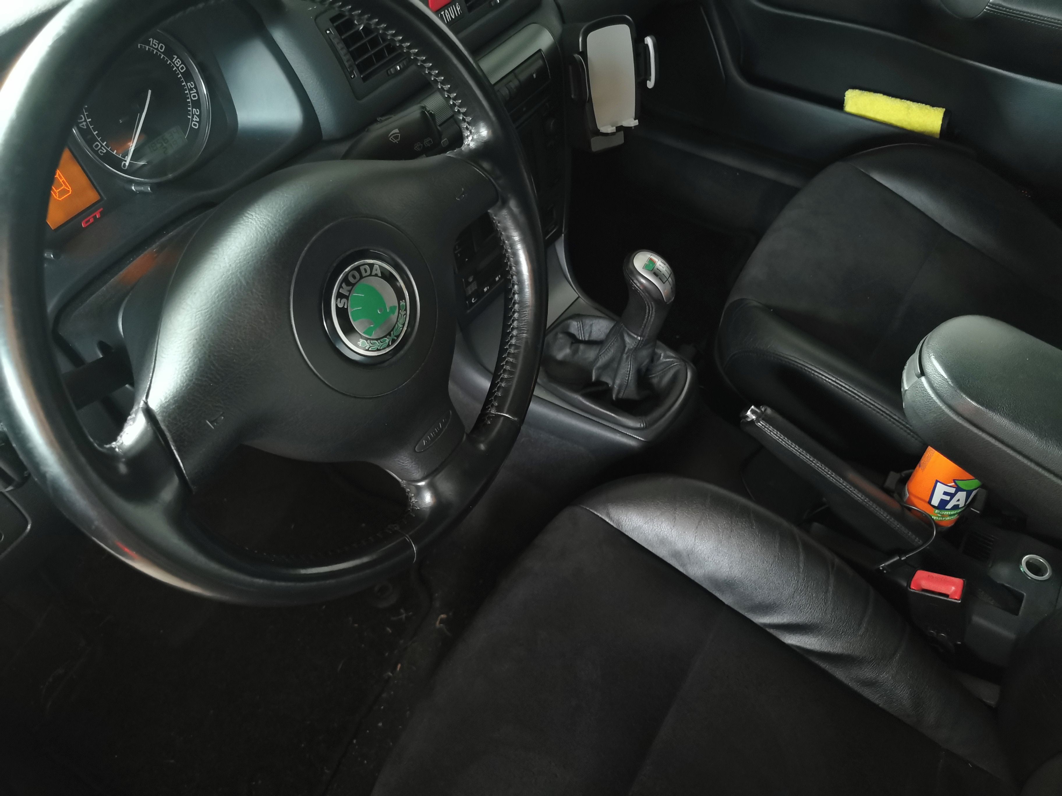 Škoda Octavia, Octavaia 1 GT - fotka 4
