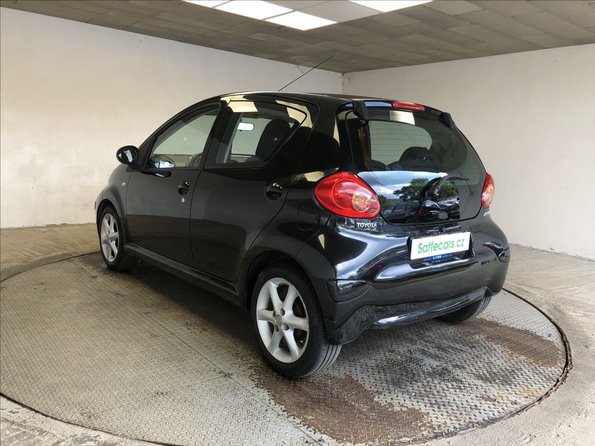 Toyota Aygo, 1,0 VVT-i - fotka 5