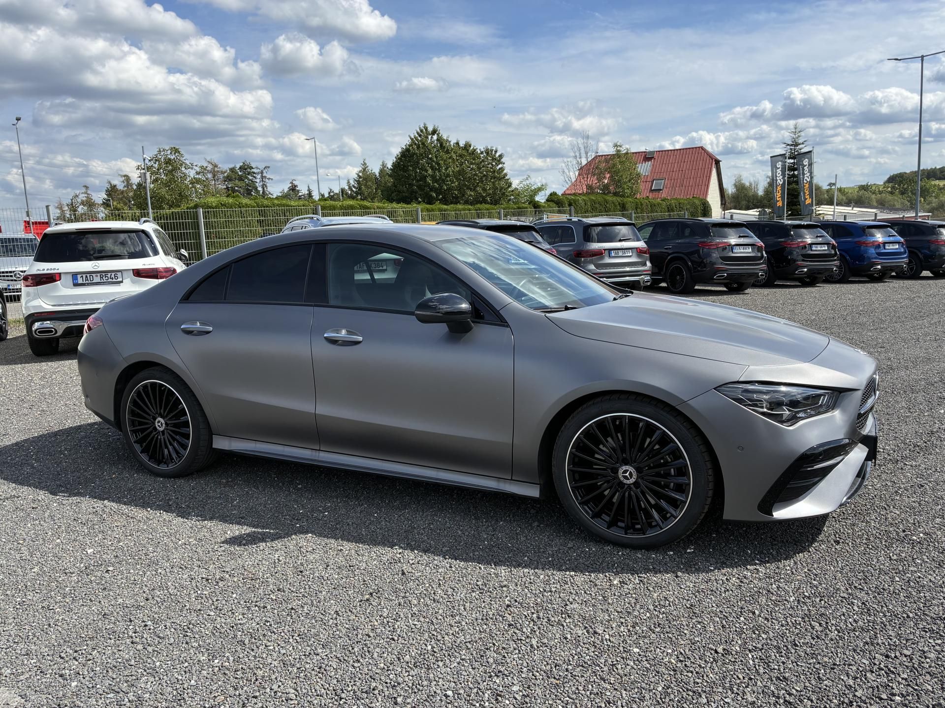Mercedes-Benz CLA, 200 kupé - fotka 2