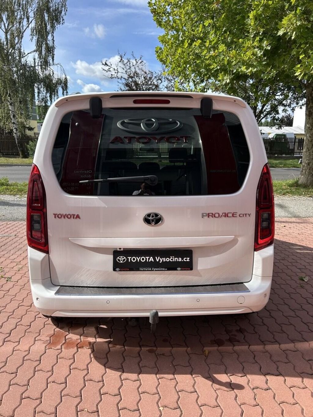 Toyota Proace City Verso, 5D SWB 1.2T 110 6MT - Family - fotka 6