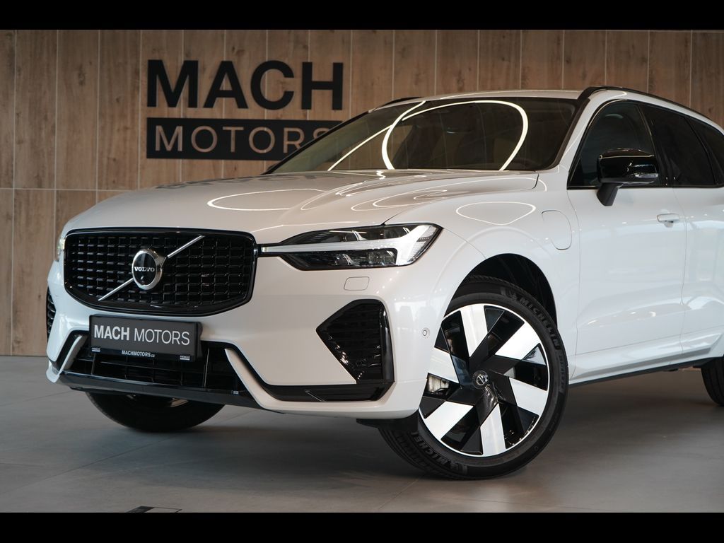 Volvo XC60, T8 PLUS Dark, Ventilace, 360° - fotka 2