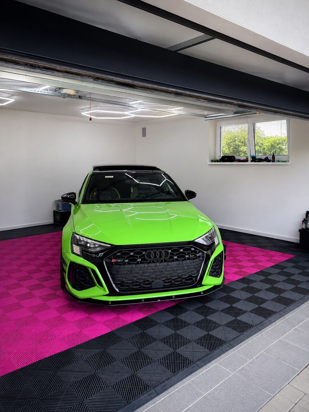 Audi RS3, Audi RS3 sedan