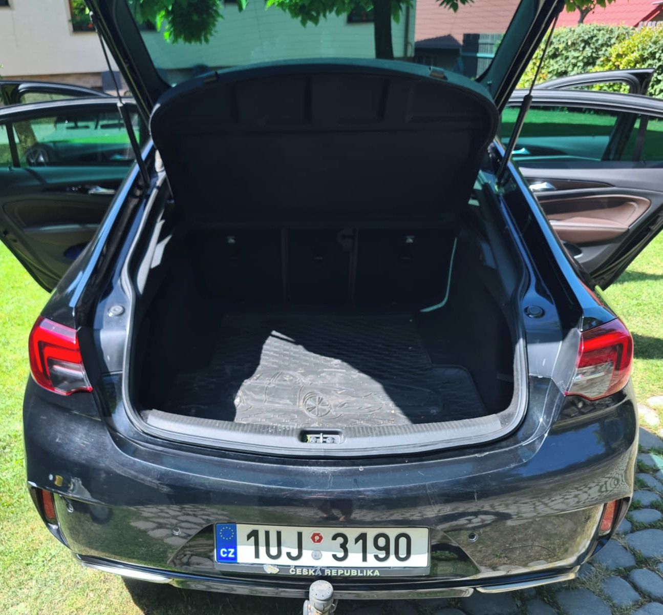 Opel Insignia, GSI 169kW 4x4x, TOP VÝBAVA - fotka 4