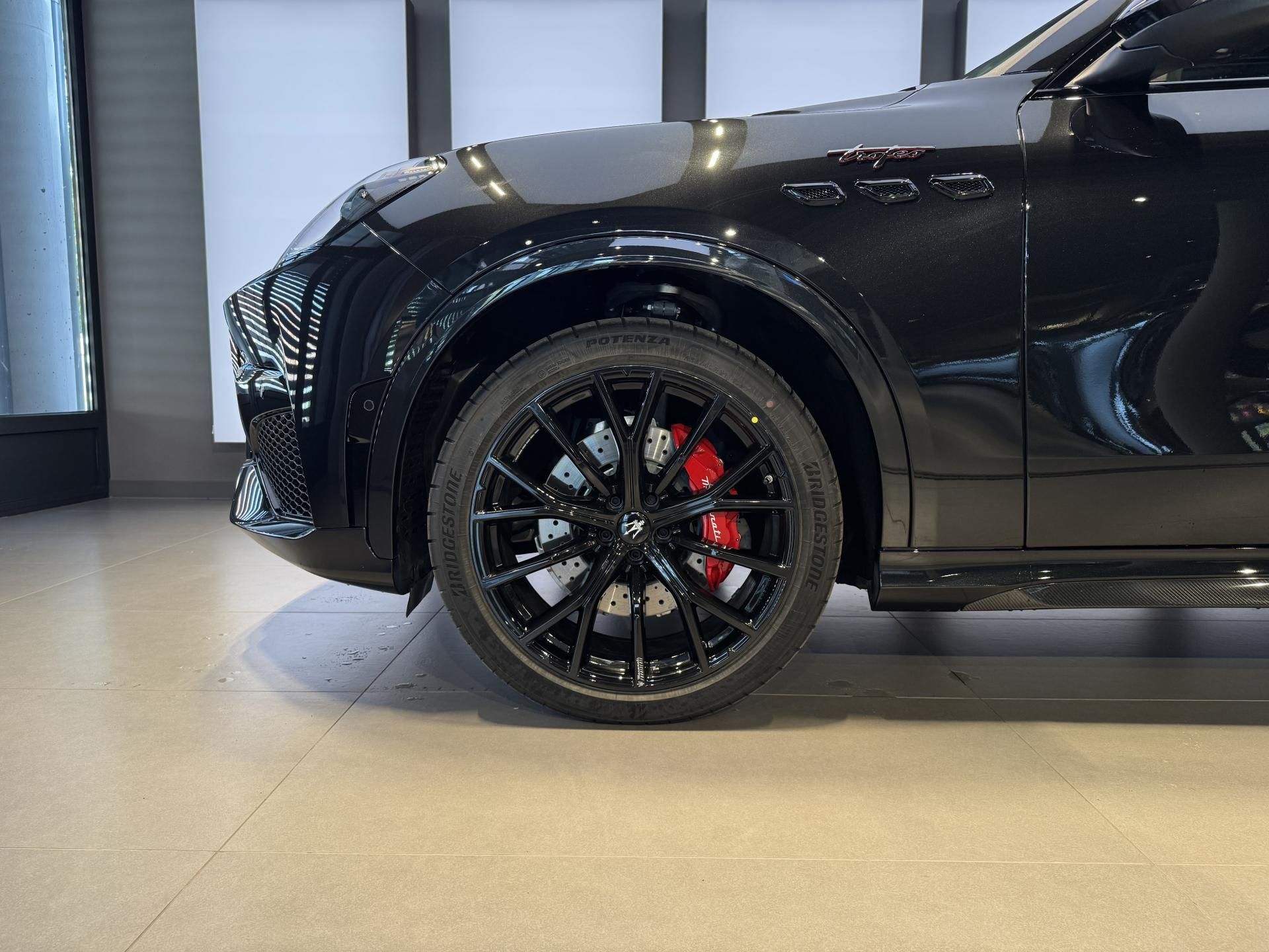 Maserati Grecale, Trofeo 530HP - fotka 4