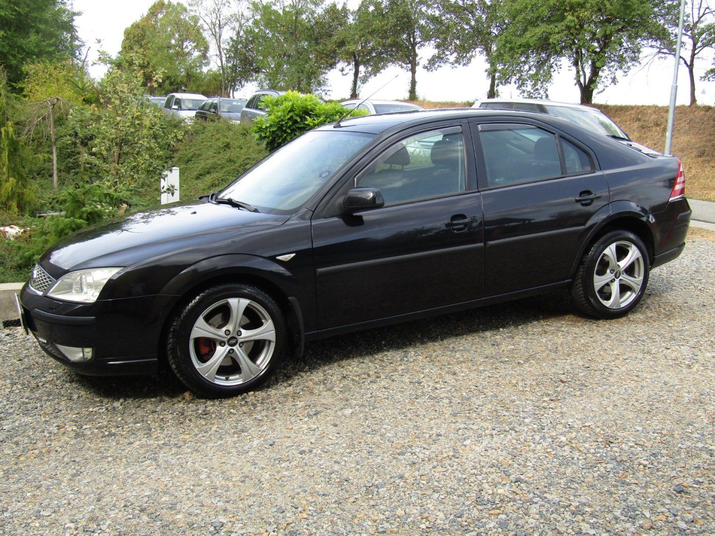 Ford Mondeo, 2.0 TDCi 96kW PERFEKTNÍ STAV - fotka 2
