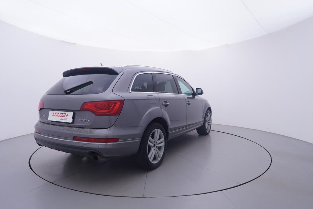 Audi Q7, 3.0 TDI 176 kW - fotka 5