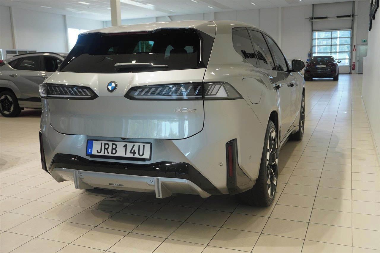 BMW iX3, 50 xDrive M-Sport PA-Pro HuD T - fotka 5