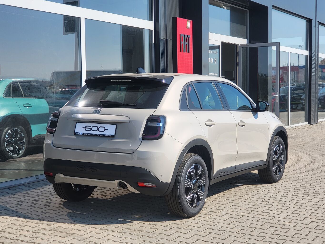 Fiat 600, Pop 1.2 Turbo Hybrid 110k eDCT - fotka 4