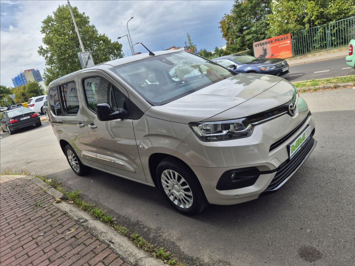 Toyota Proace City Verso, 1,2t 96KW*ČR*1.MAJ*AUTOMAT - fotka 3