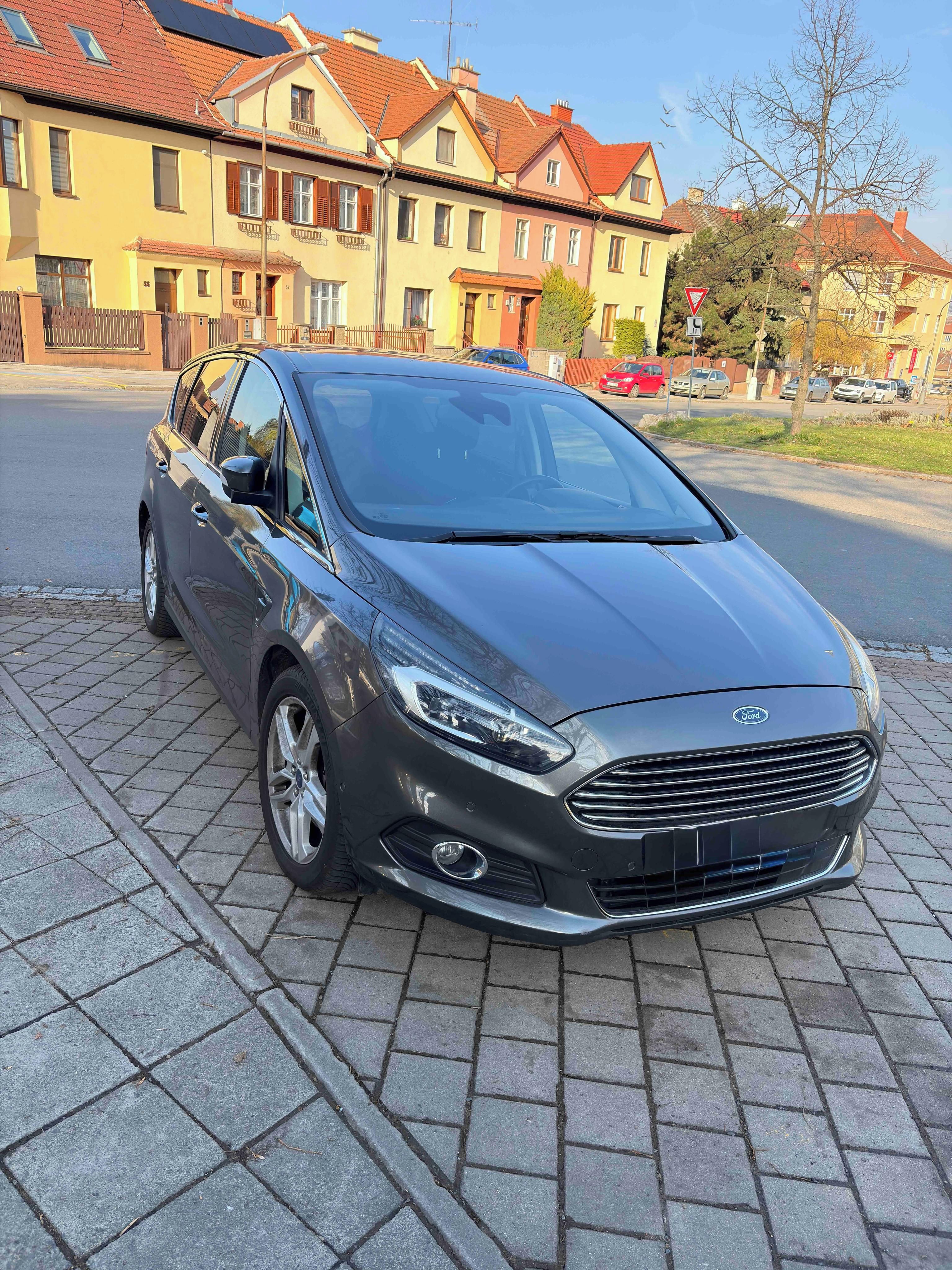 Ford S-MAX, 2.0 EcoBoost 176 kW, webasto