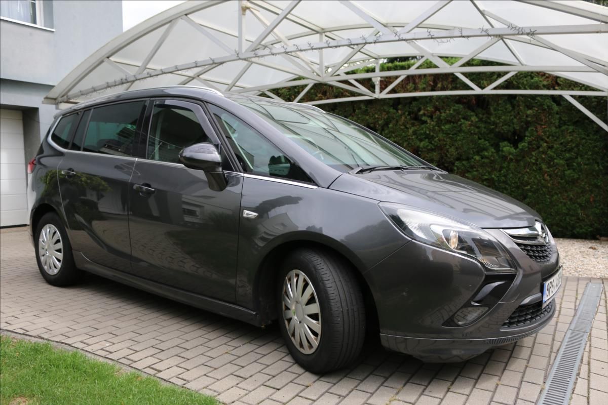 Opel Zafira, 1,4 Tourer, Turbo, DSG, 7míst - fotka 3