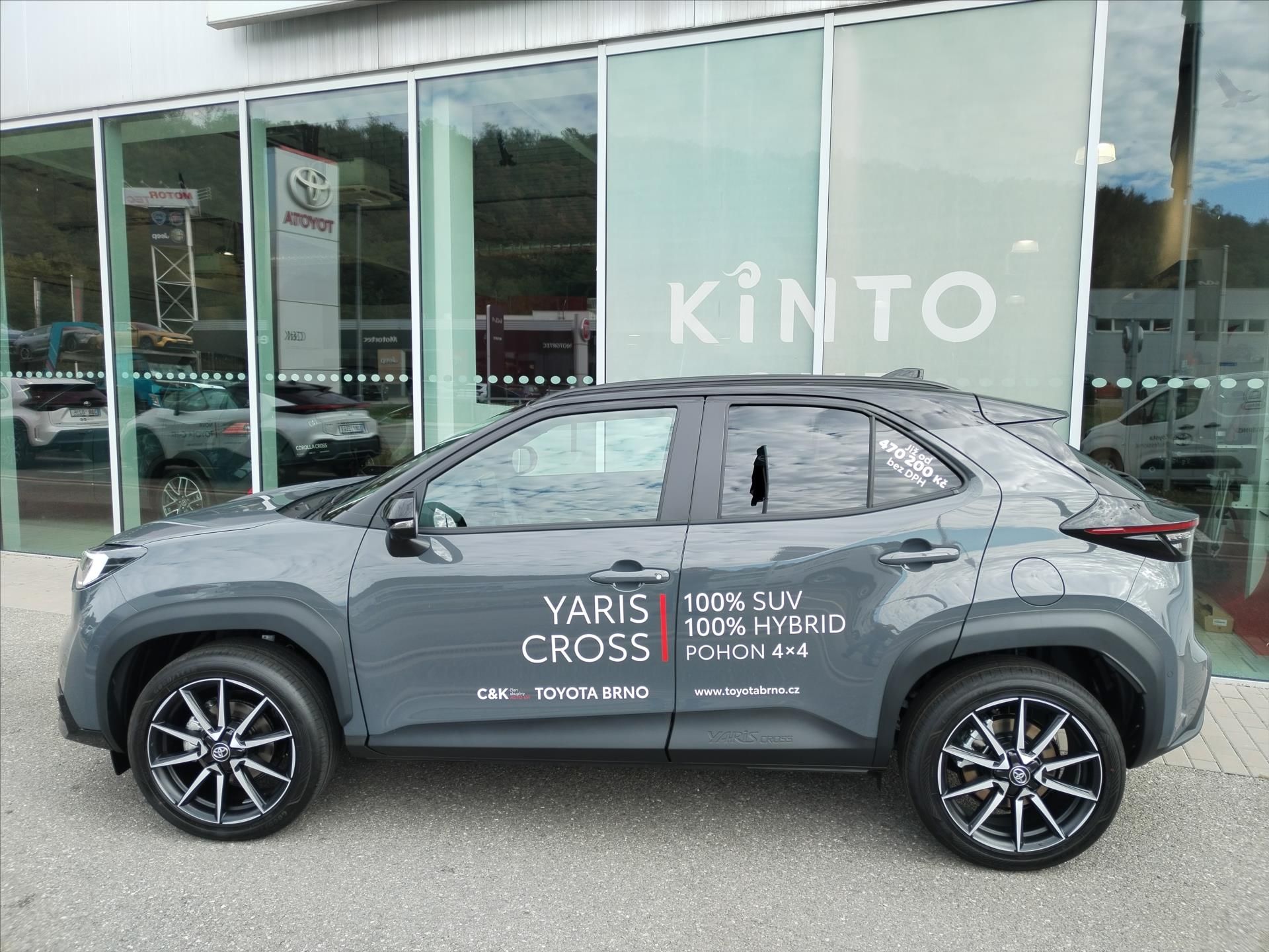 Toyota Yaris Cross, 1.5 HYBRID e-CVT FWD  GR SPORT - fotka 3