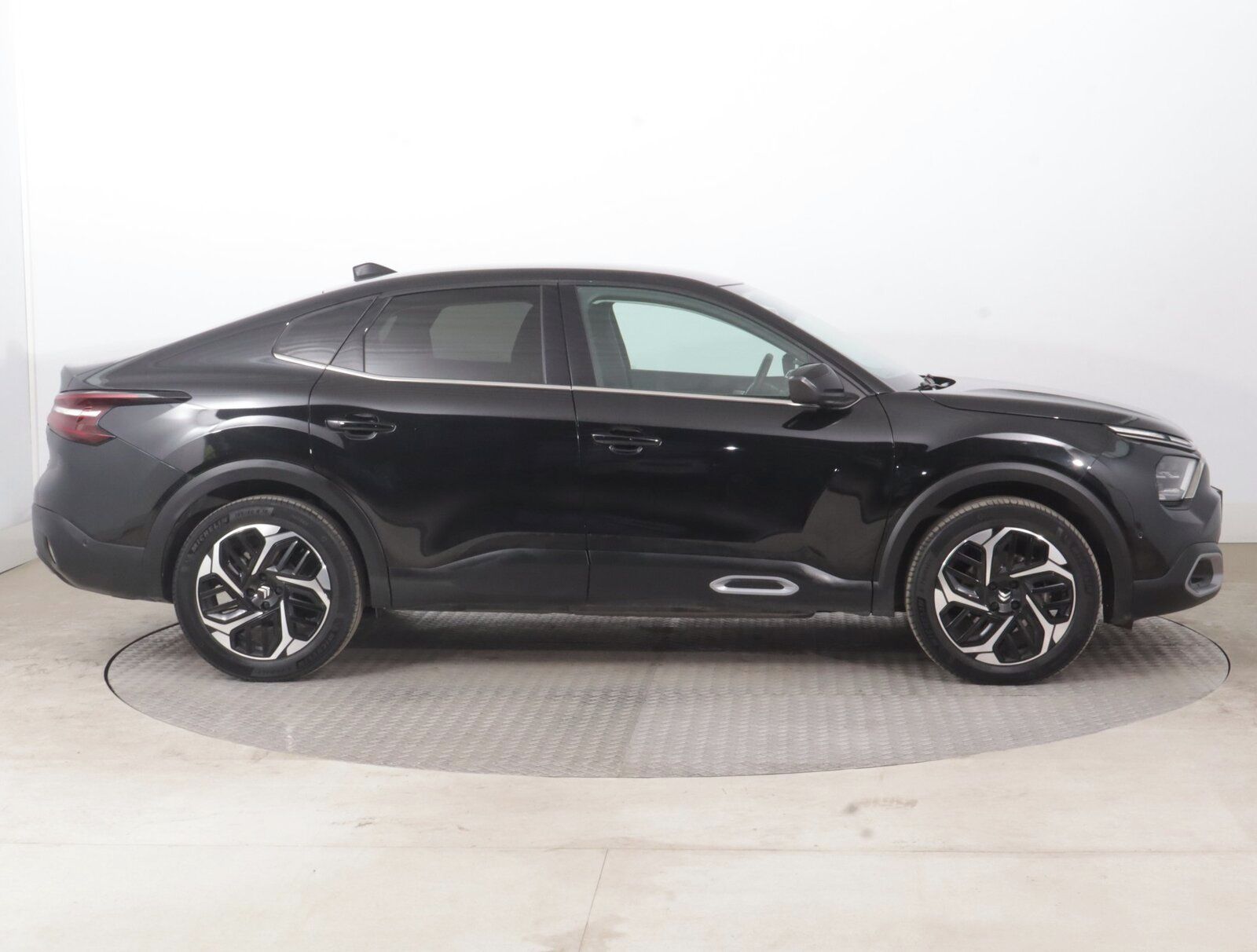 Citroën C4 X, 1.2 PureTech, Automat - fotka 6