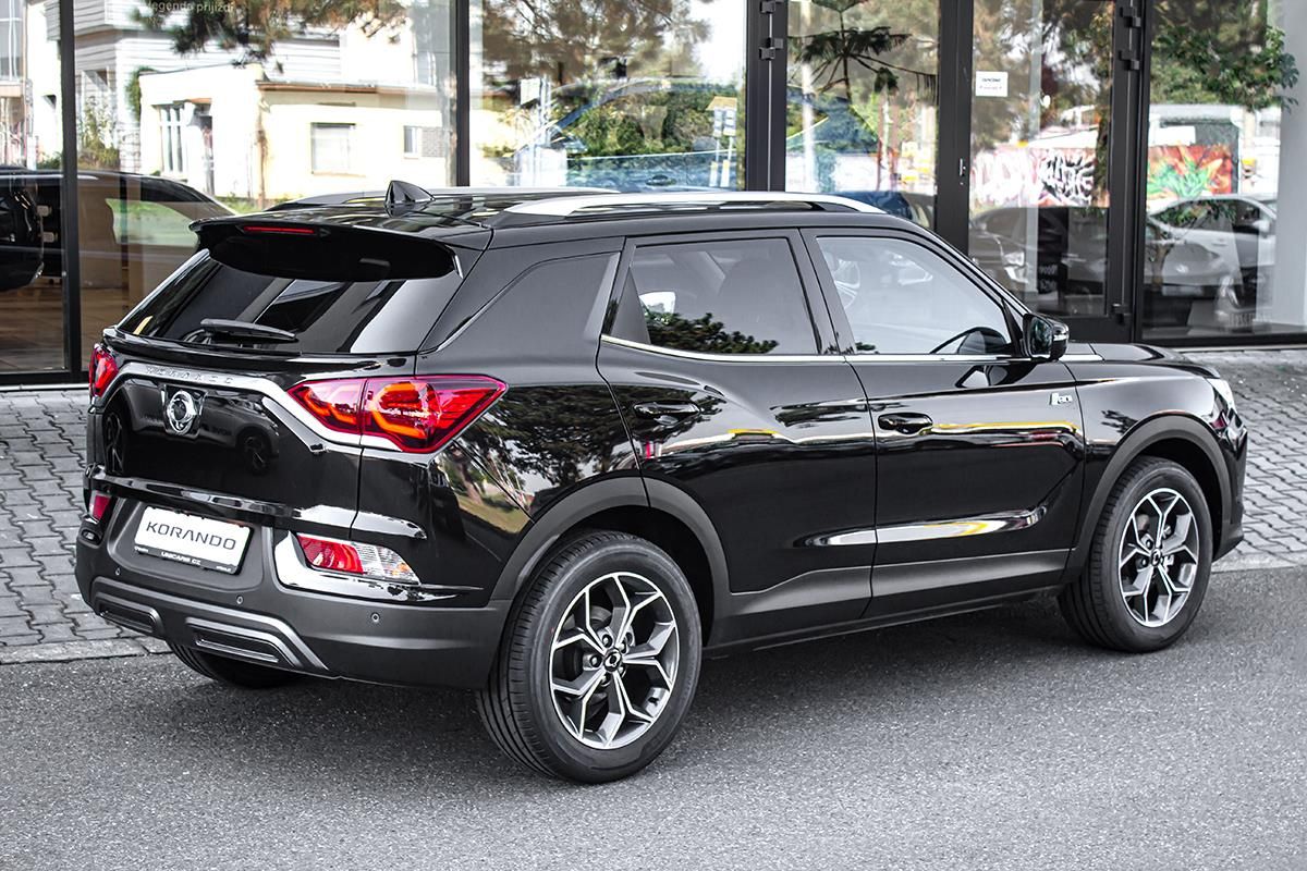 KGM Korando, 1,5 GDI AT 4x4 SMART acc - fotka 5