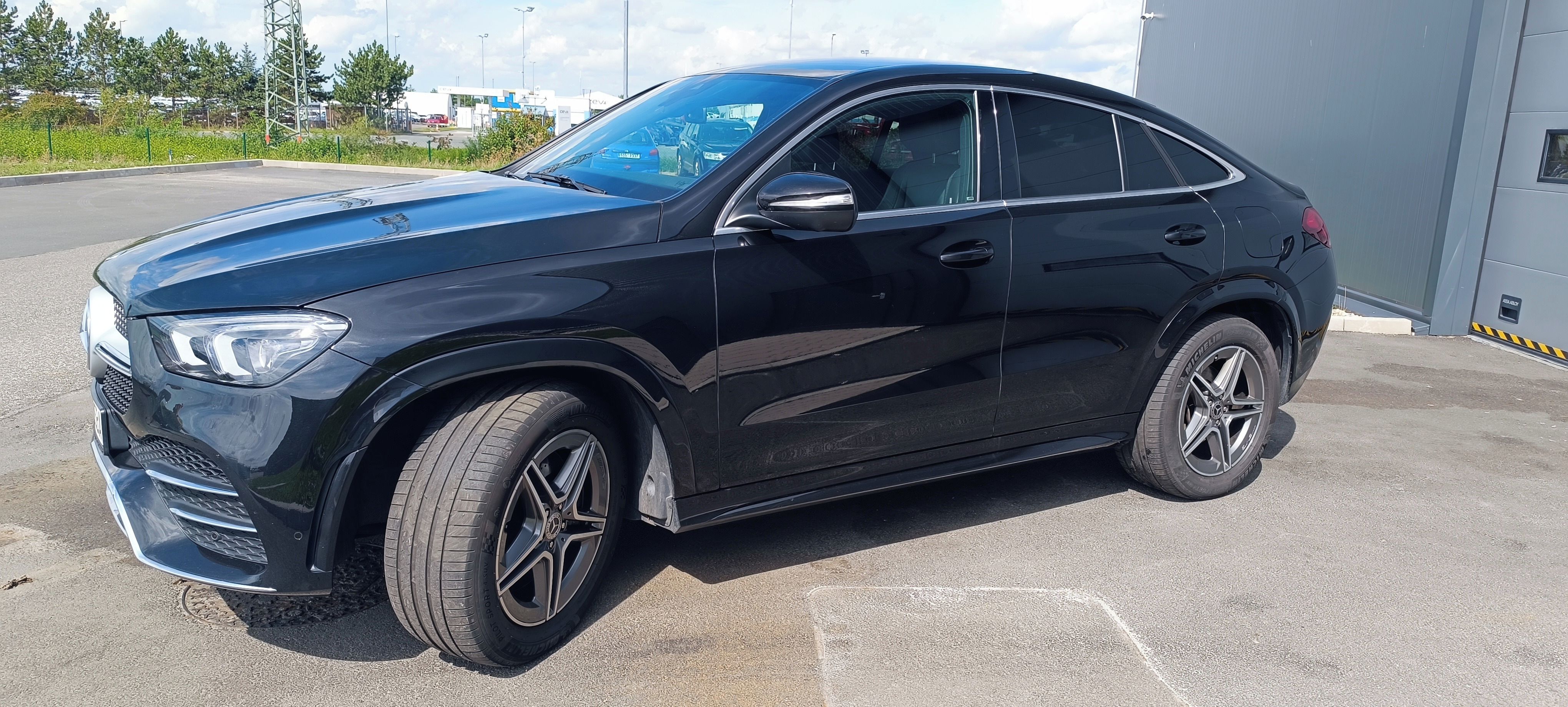 Mercedes-Benz GLE, MERCEDES-BENZ GLE 350 de 4MATI - fotka 3
