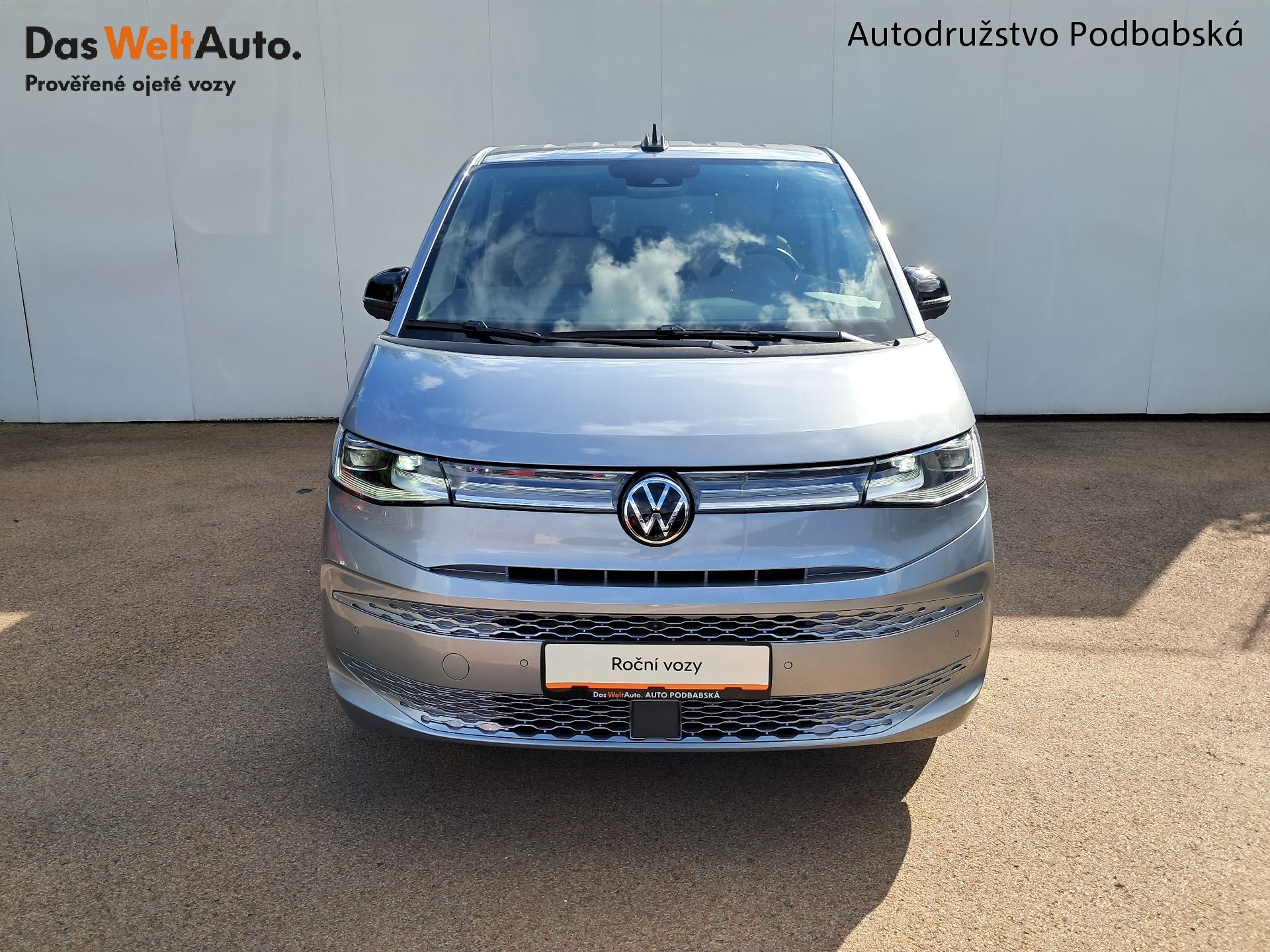 Volkswagen Multivan, MULTIVAN LONG Life 1.5 TSi P-H - fotka 4