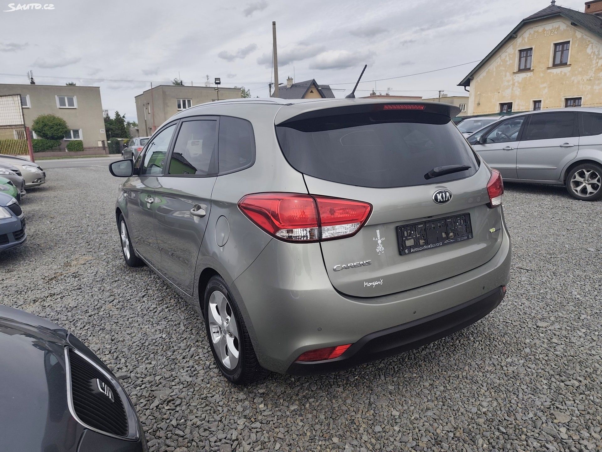 Kia Carens - fotka 4
