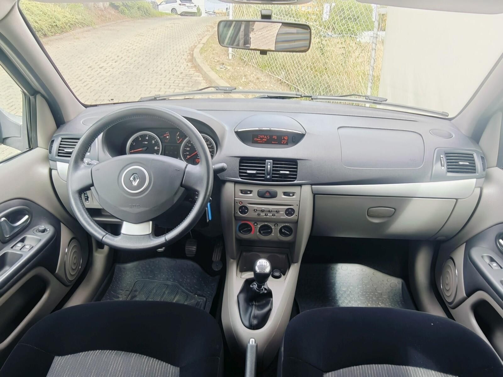 Renault Thalia, 1,2 16V 55 kW Privilege - fotka 6