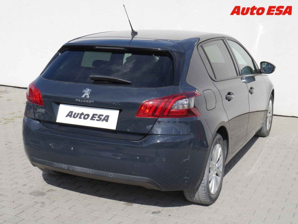 Peugeot 308, 1.2PT - fotka 4