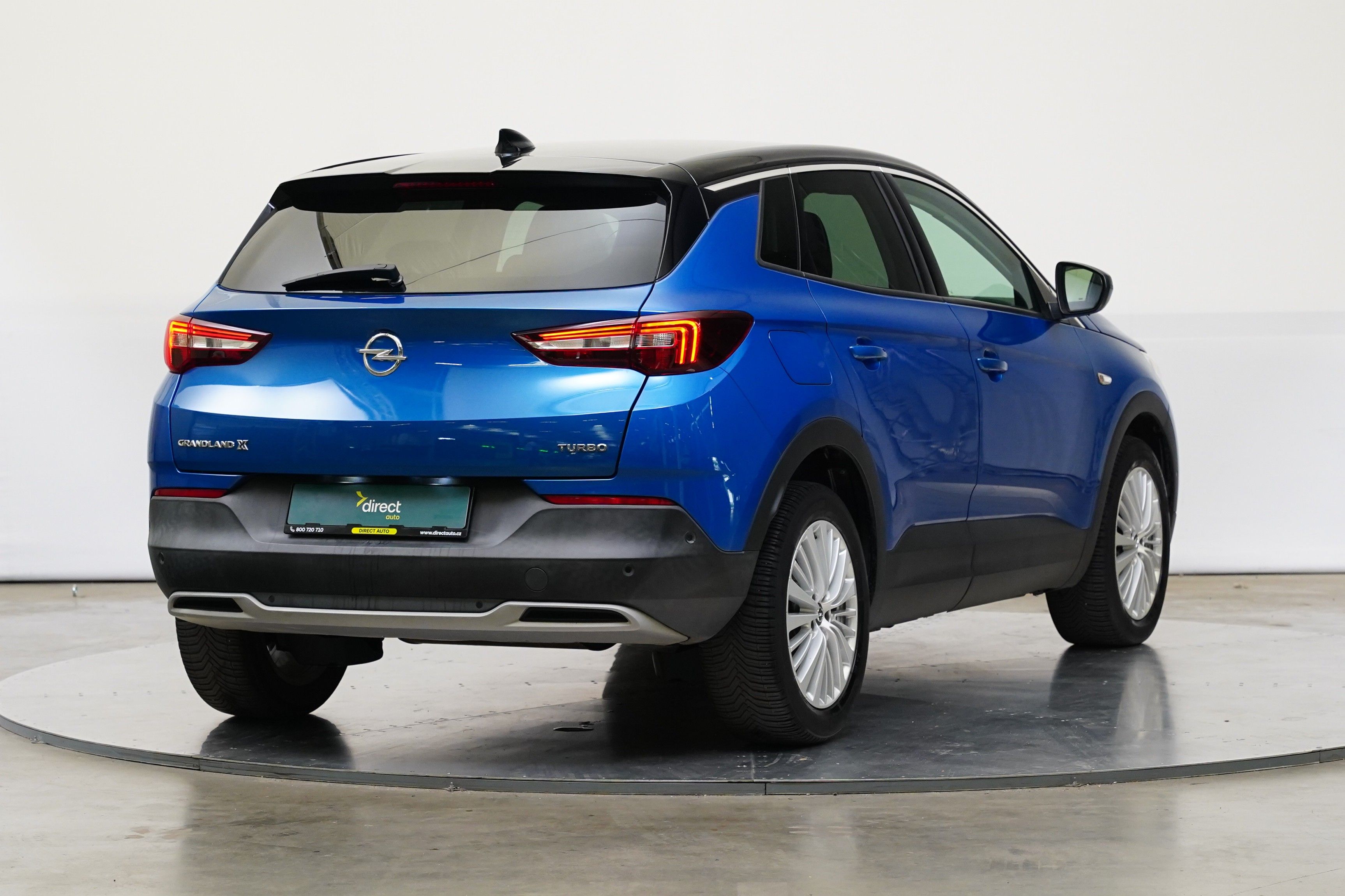 Opel Grandland X, 1.2 Turbo 96 kW Innovation - fotka 2