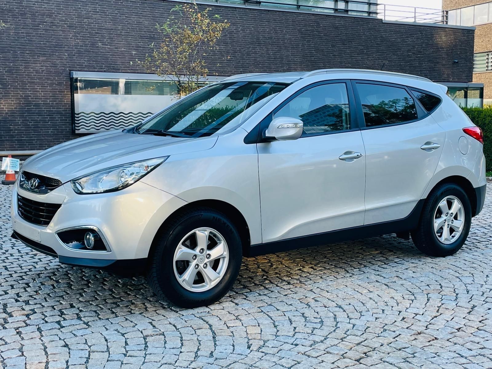 Hyundai ix35, 2.0i MANUÁL VÝHŘEV SERVISKA - fotka 4