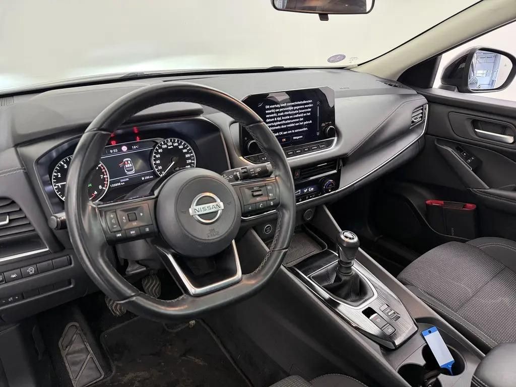 Nissan Qashqai, 1.3T 110kW ACC Panorama DPH - fotka 3