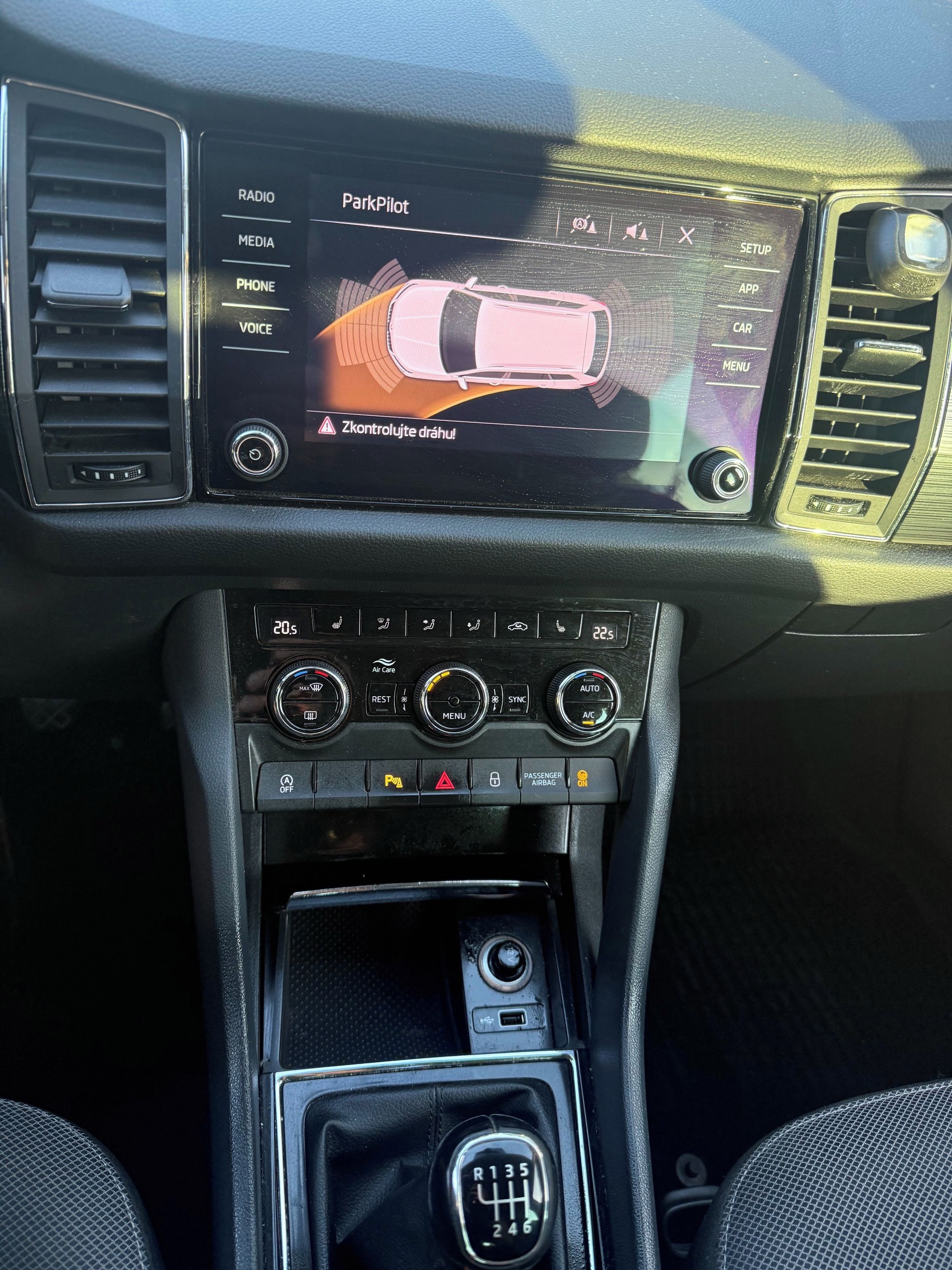 Škoda Kodiaq, 1.5 TSI 110 kw  ČR 1maj Ambiti - fotka 3
