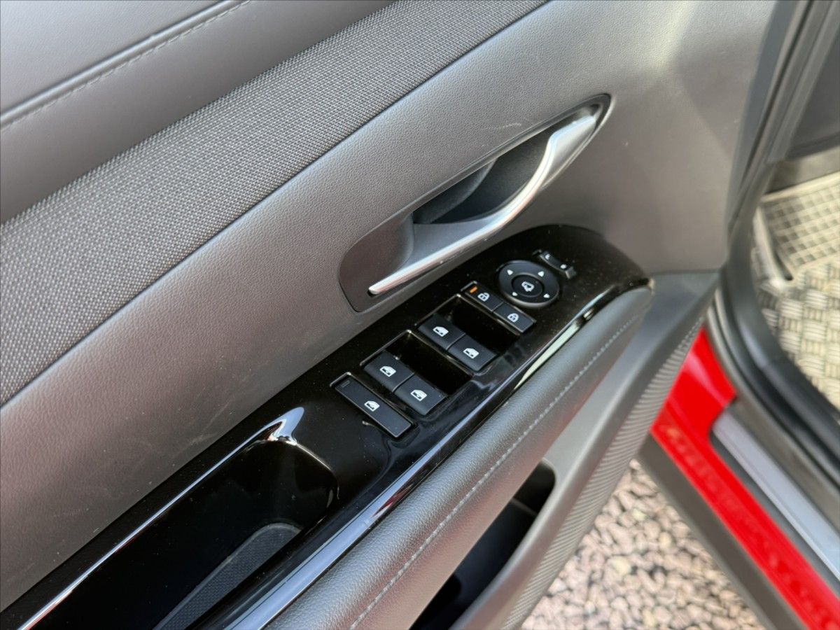 Hyundai Tucson, 1,6 T-GDI 118kW DCT Premium - fotka 6