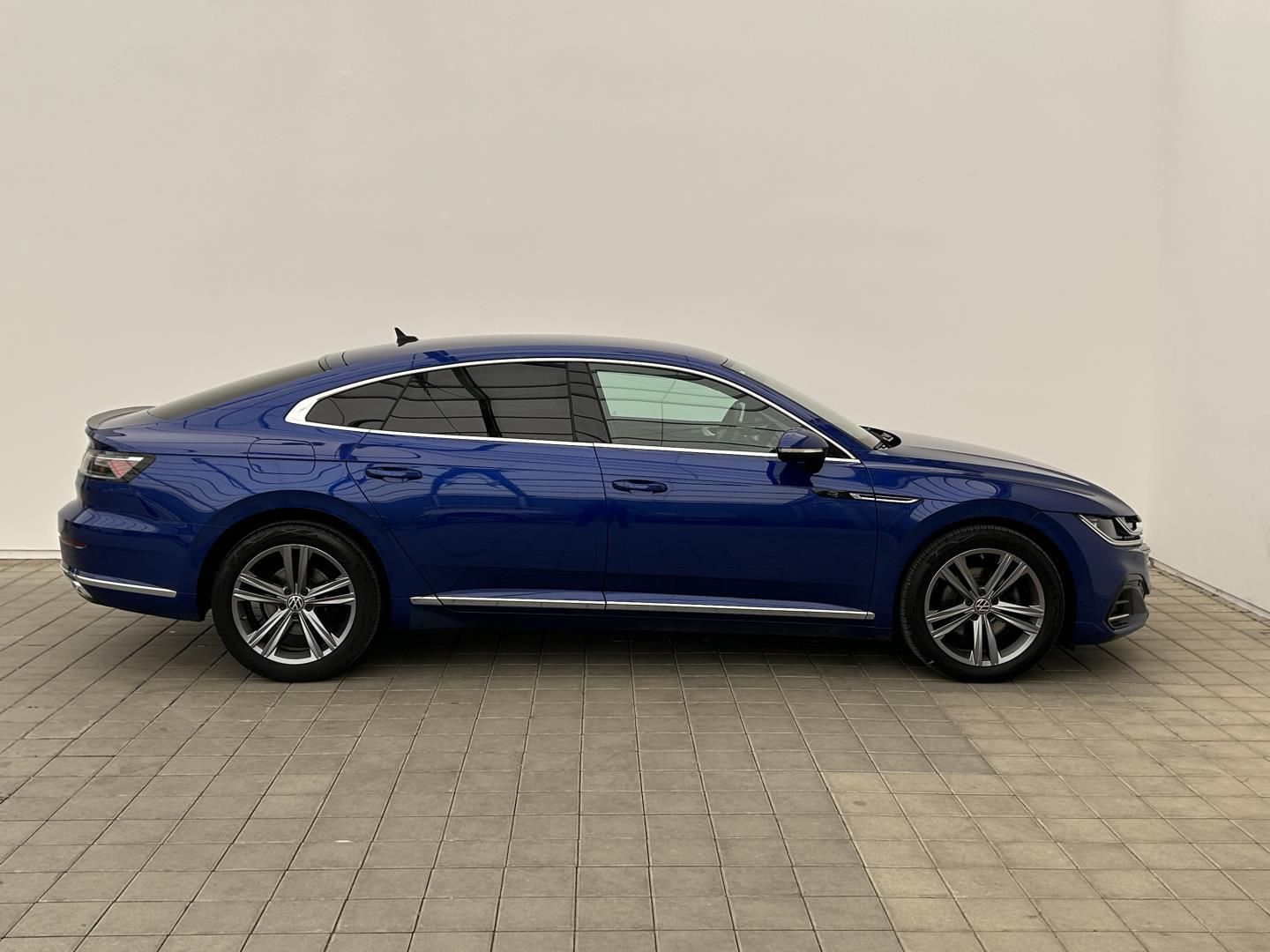 Volkswagen Arteon, 2.0TDi 147kW R-Line - fotka 6