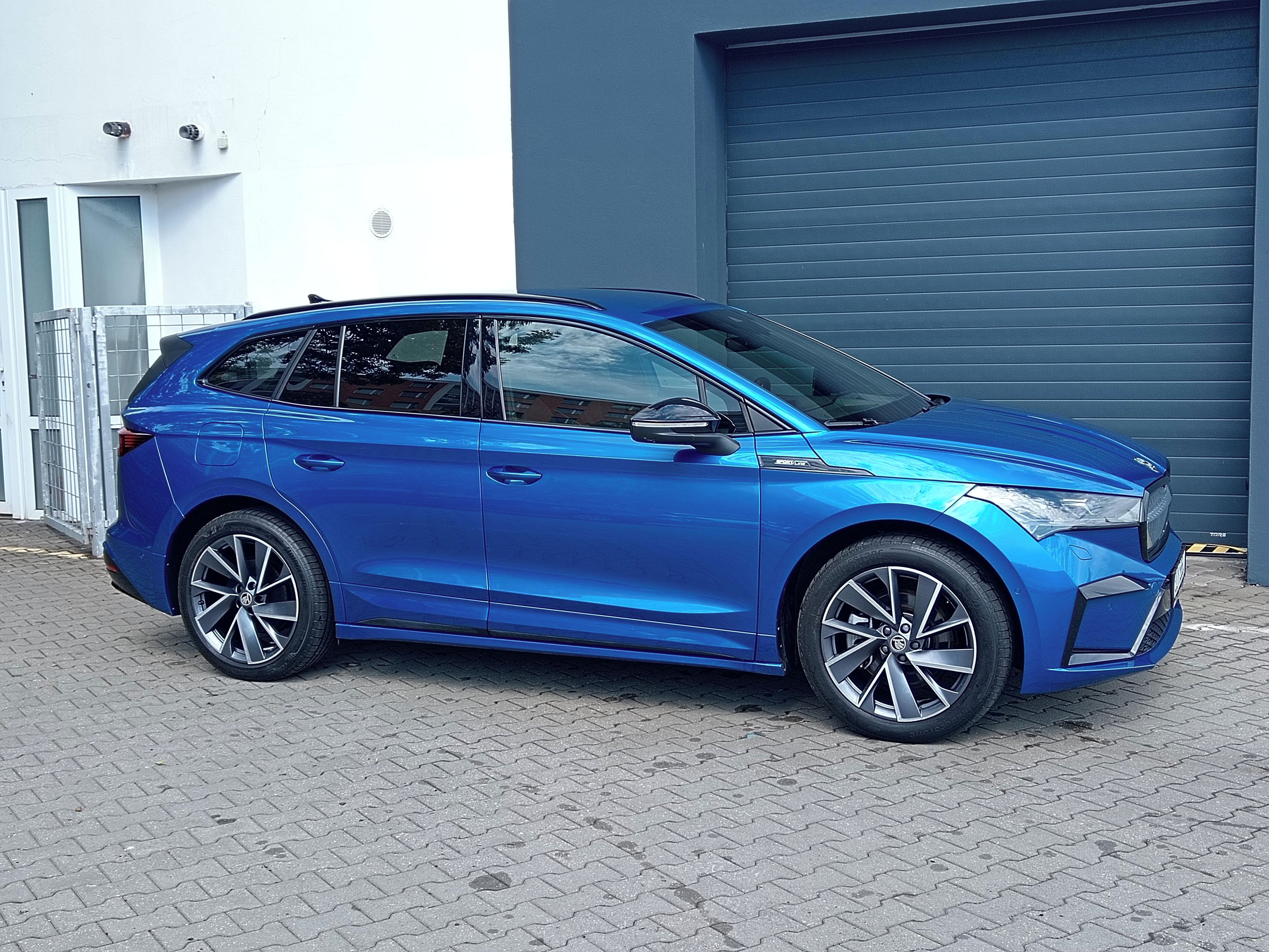 Škoda Enyaq, 80x Sportline 4x4 - fotka 4