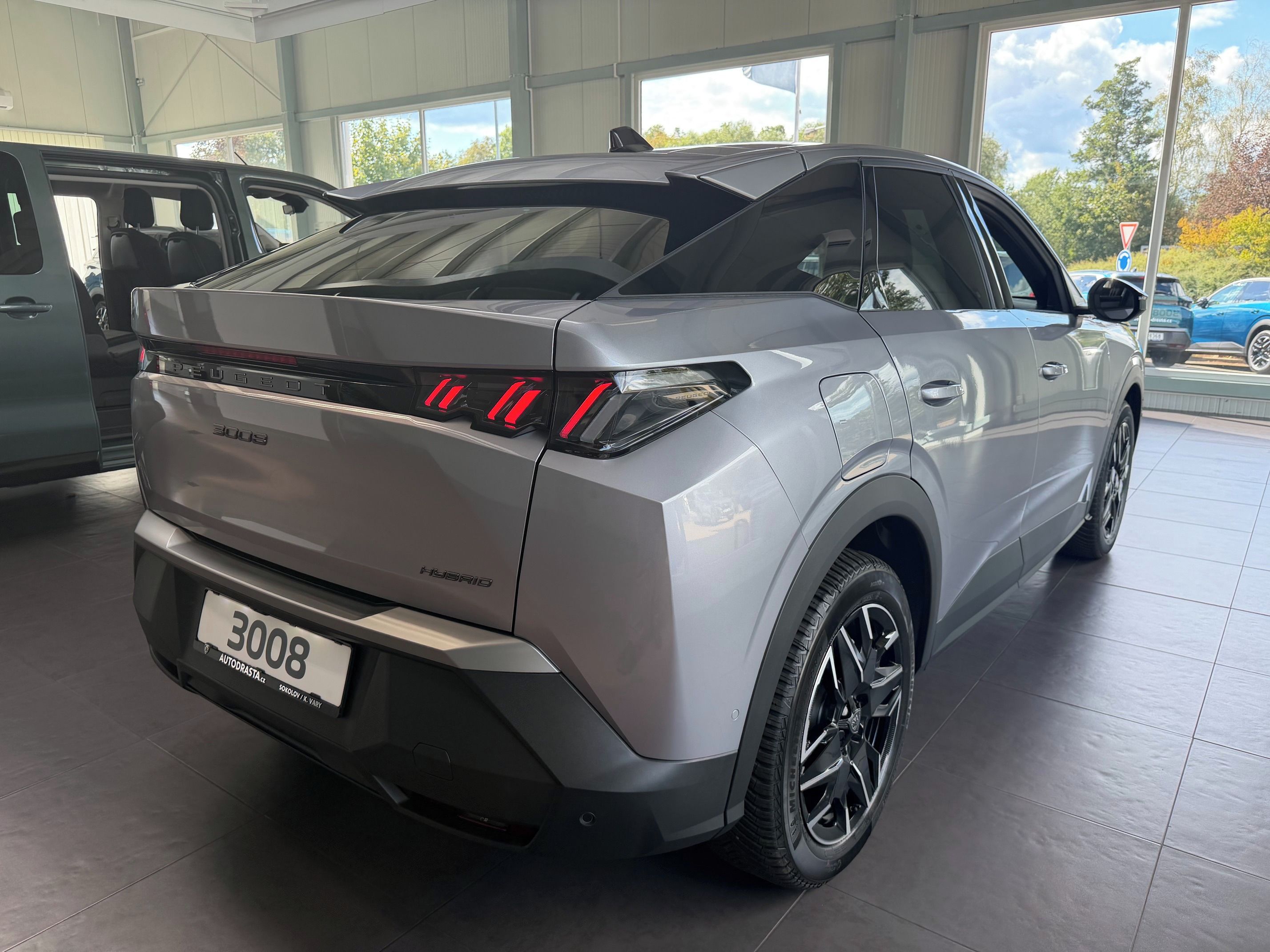 Peugeot 3008, BUSINESS Hybrid 145 e-DCS6 - fotka 4