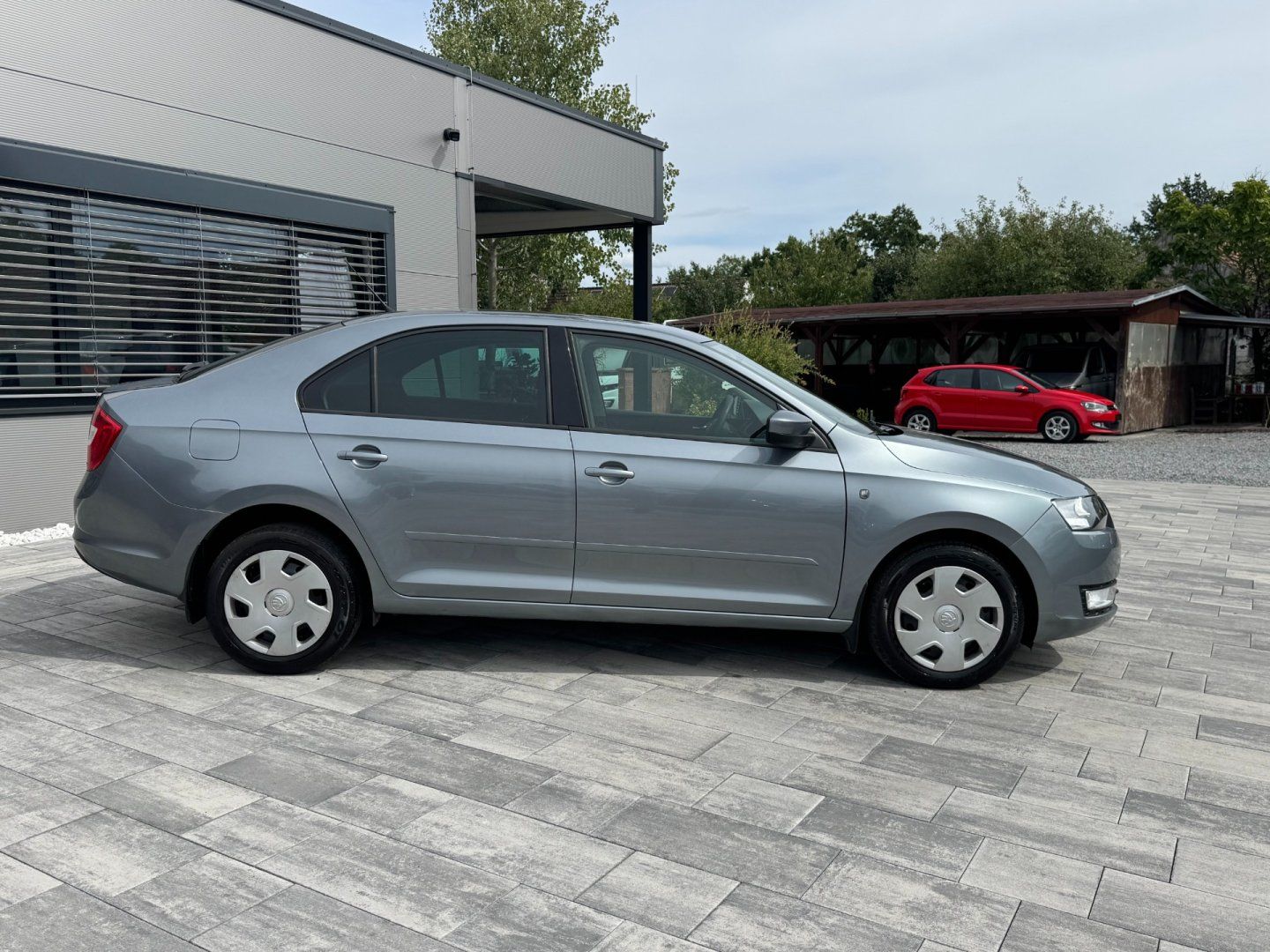 Škoda Rapid, Ambition 1.2 TSI 63kW - fotka 4