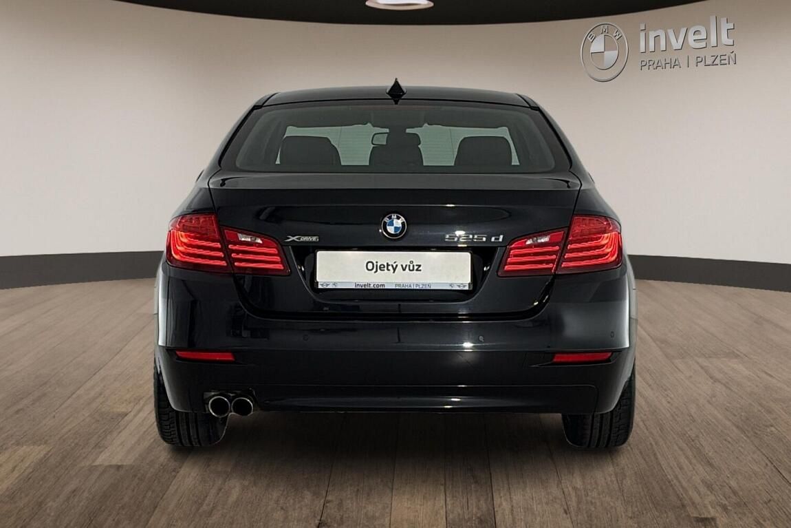 BMW Řada 5, řady 5 | 525 xDrive - fotka 4