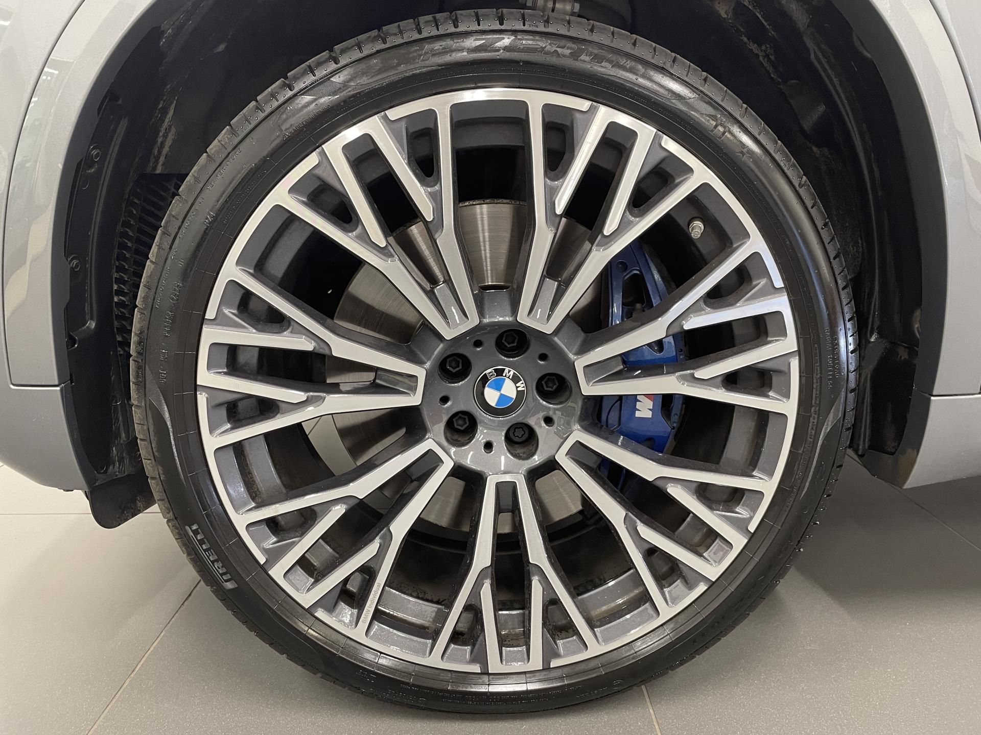 BMW X5, X5 M60i xDrive M PRO - fotka 4