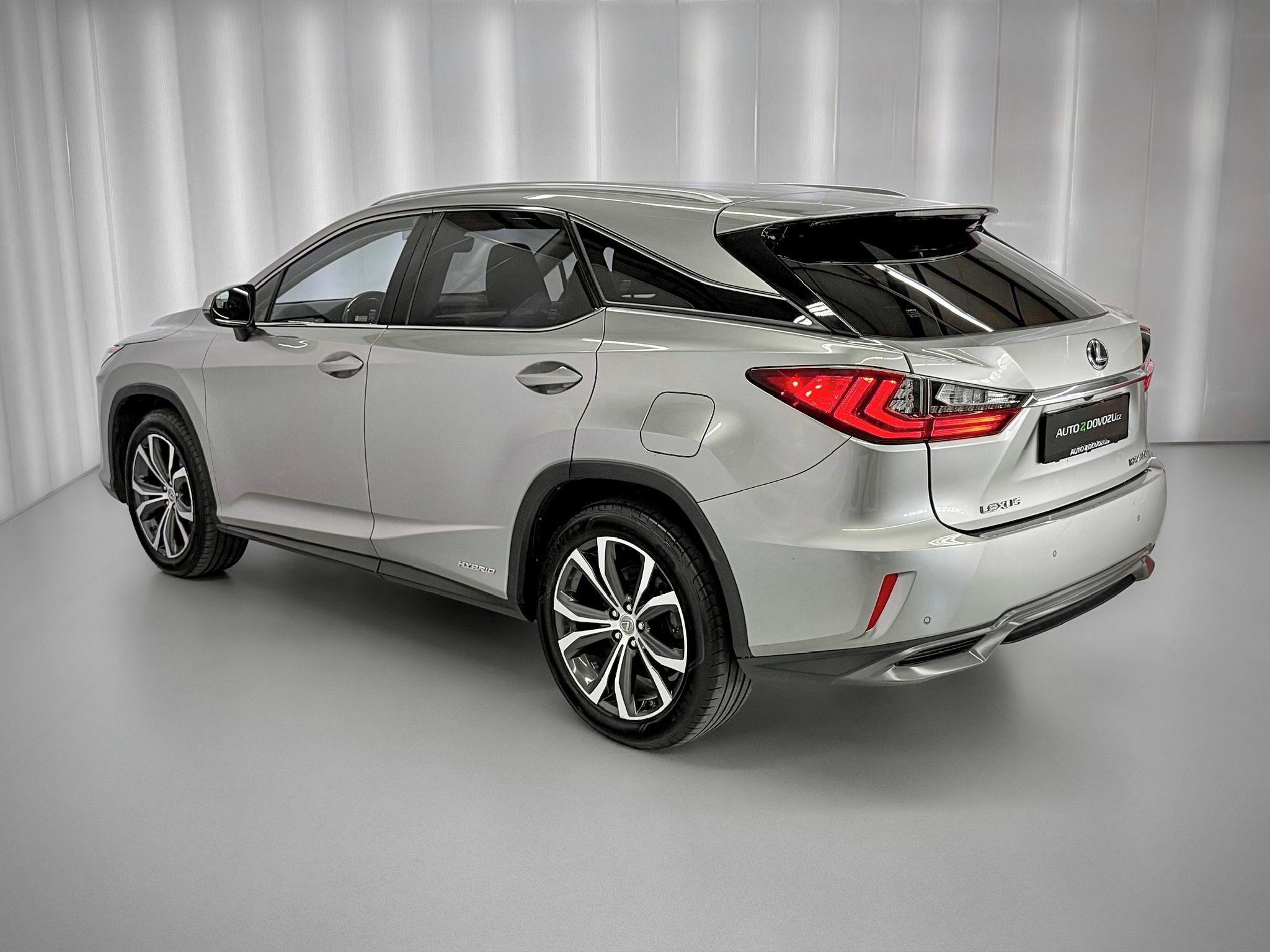 Lexus, h e-CVT AWD LUXURY, ACC, EL. Š - fotka 5