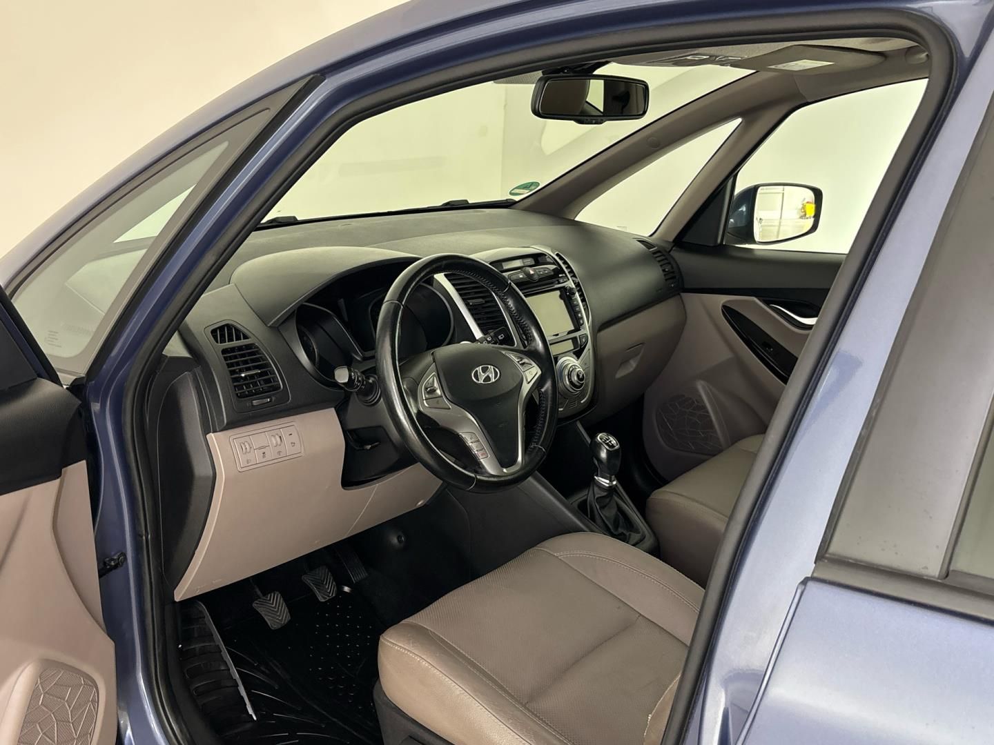 Hyundai ix20, 1.6 CVVT / 92 kW - fotka 6