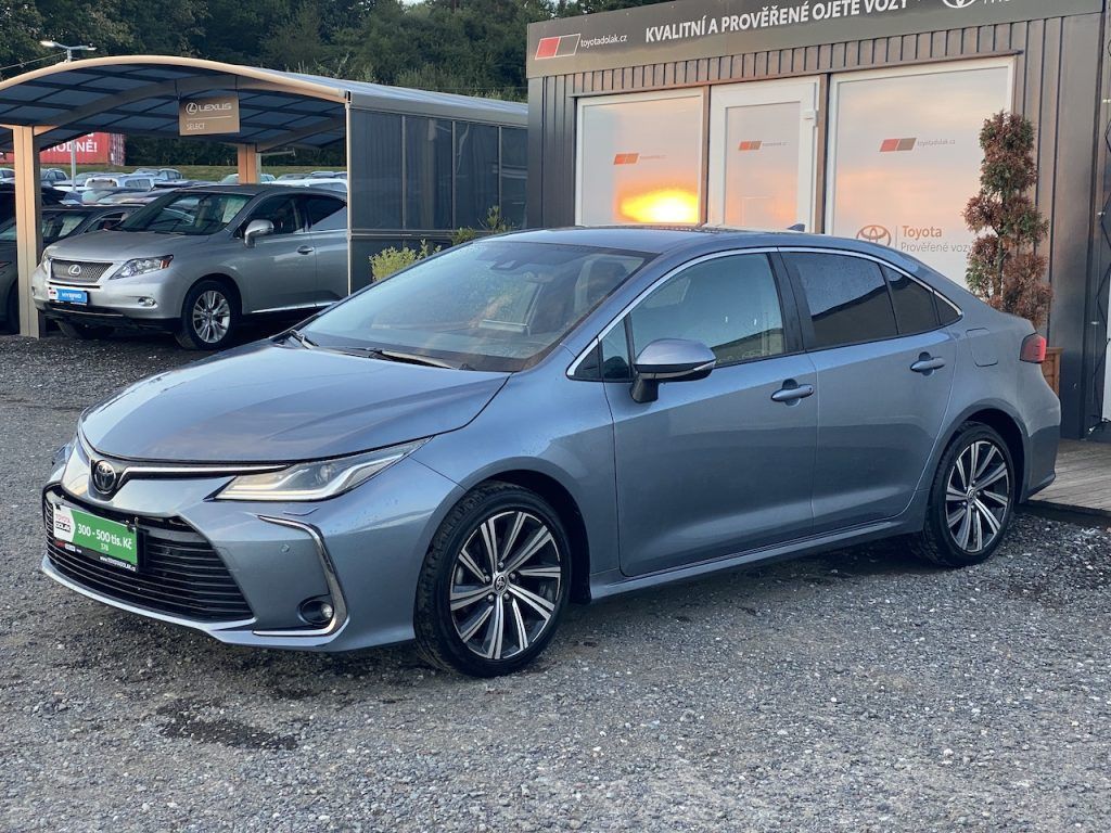 Toyota Corolla, 1.5i, ČR, Style Tech, záruka - fotka 4