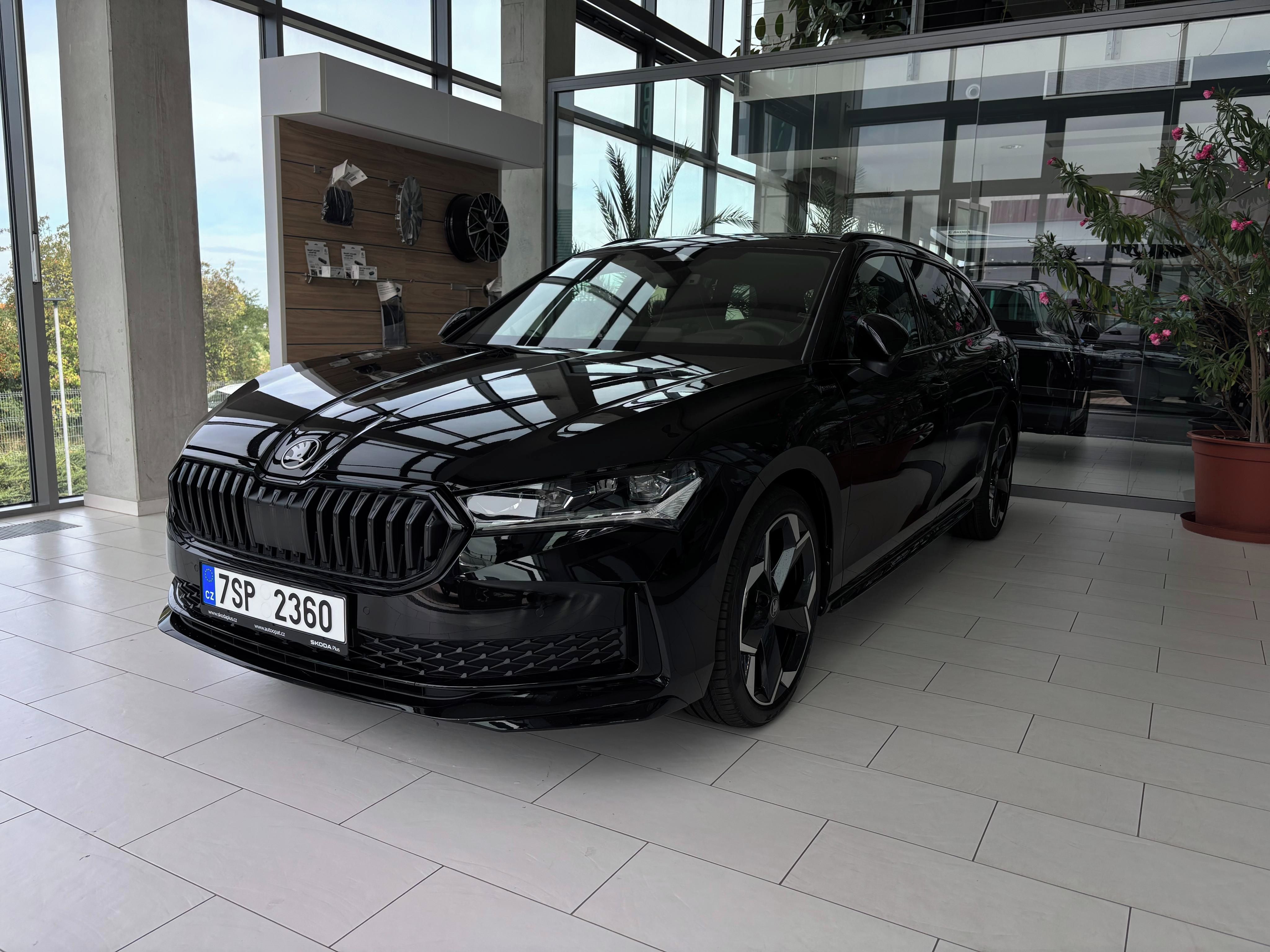 Škoda Superb, Sportline 2,0 TDI 142 kW 4x4 - fotka 3