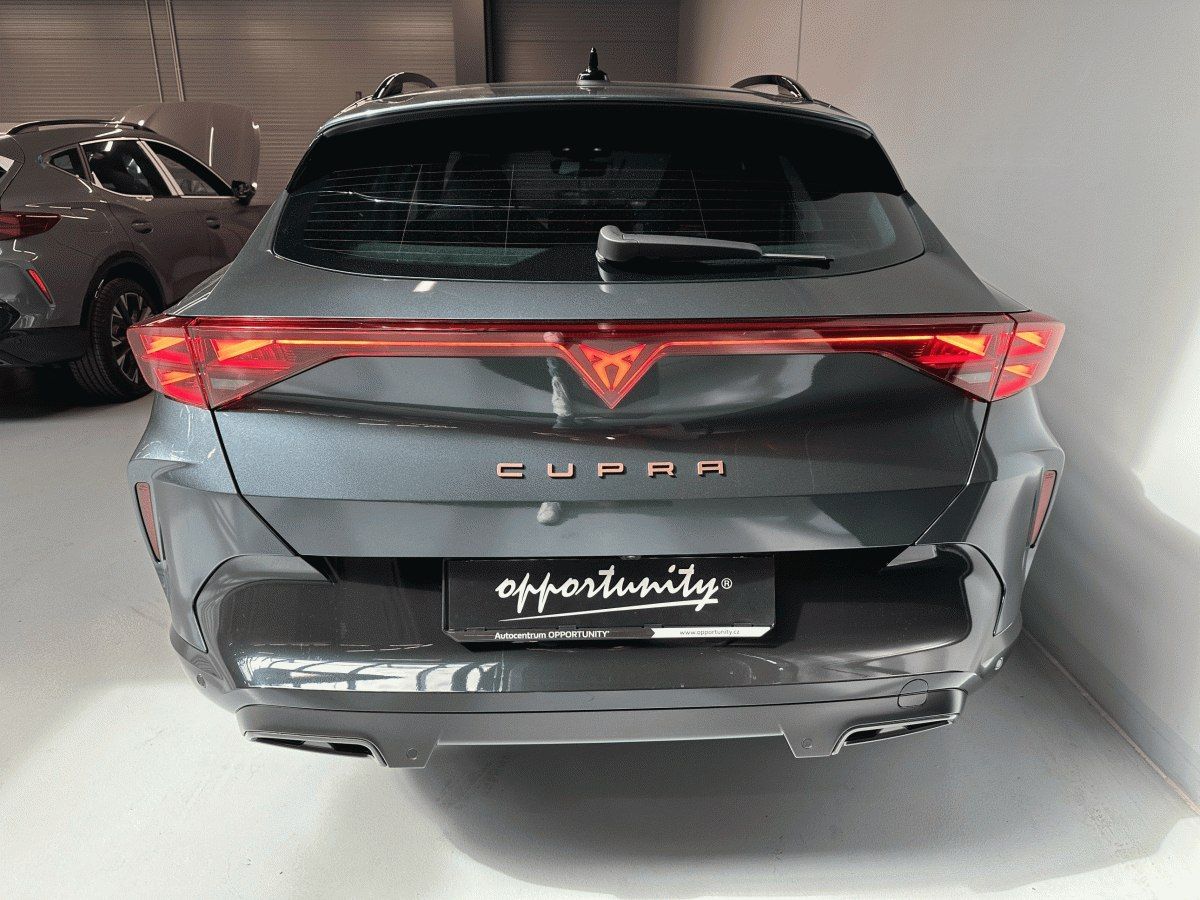 Cupra Formentor, 1.5 eTSI 150k DSG *TAŽNÉ* - fotka 5