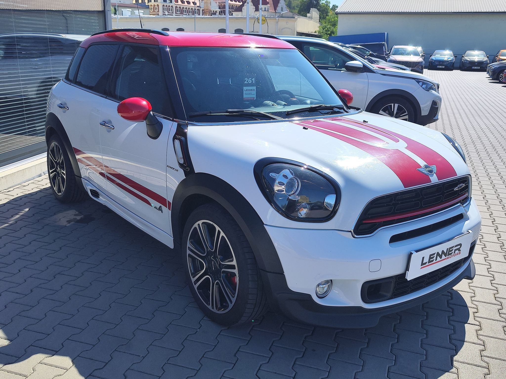 Mini Countryman, 1.6/160kW JCW 4x4 ČR - fotka 3
