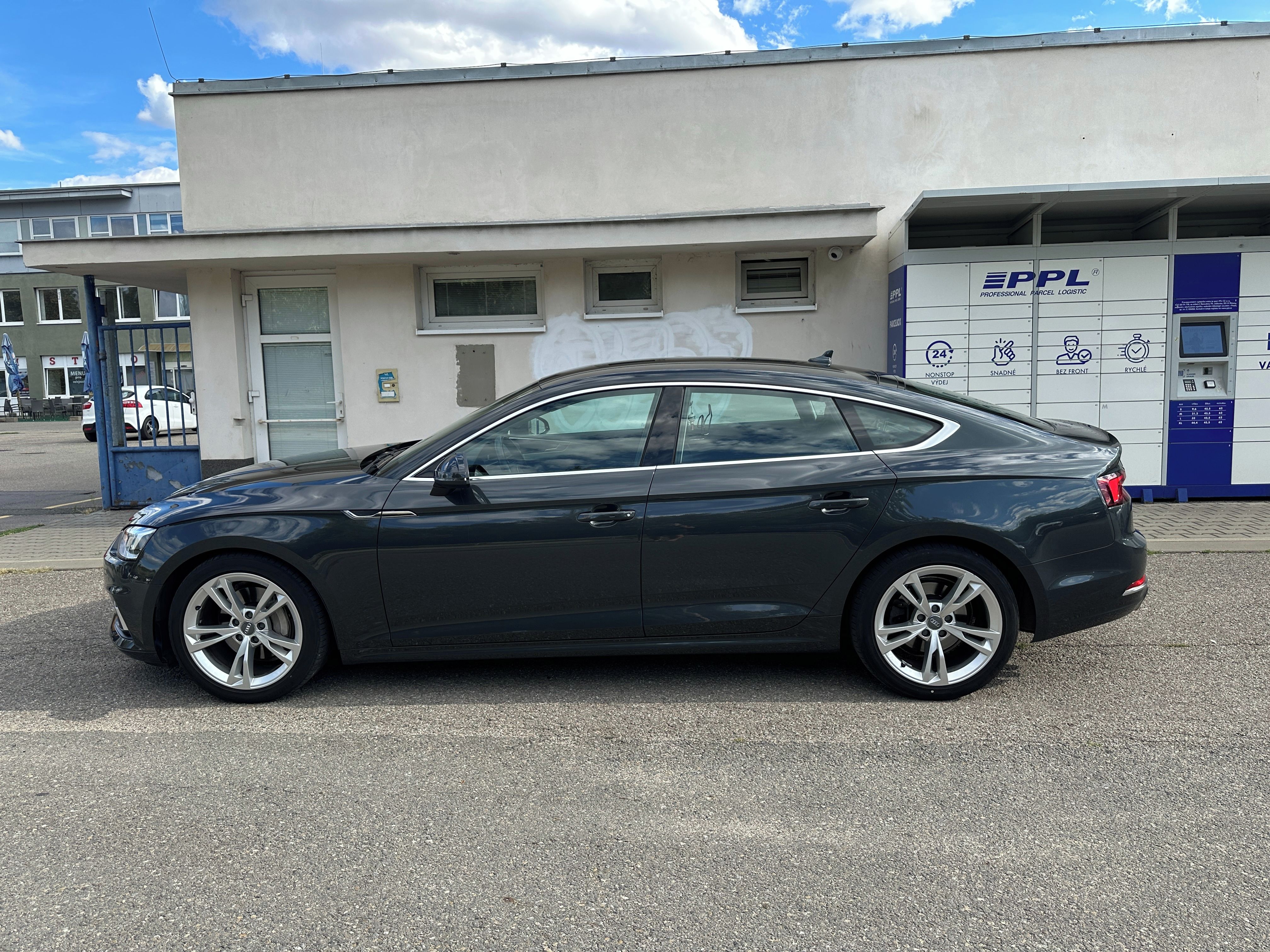 Audi A5, 2.0TDI 140kW 4x4 S-tronic, DPH - fotka 4